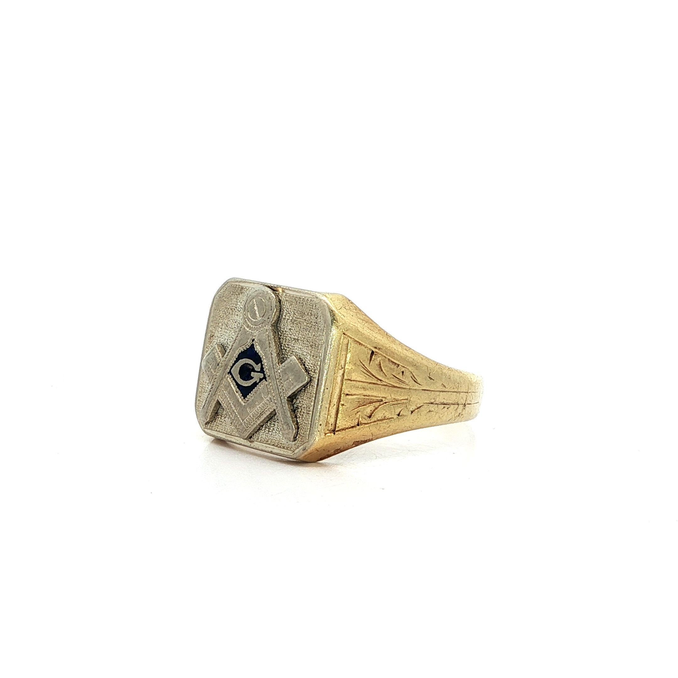 Anello massonico antico in oro giallo e bianco con smalto blu e incisione a mano, da libero muratore in vendita 2