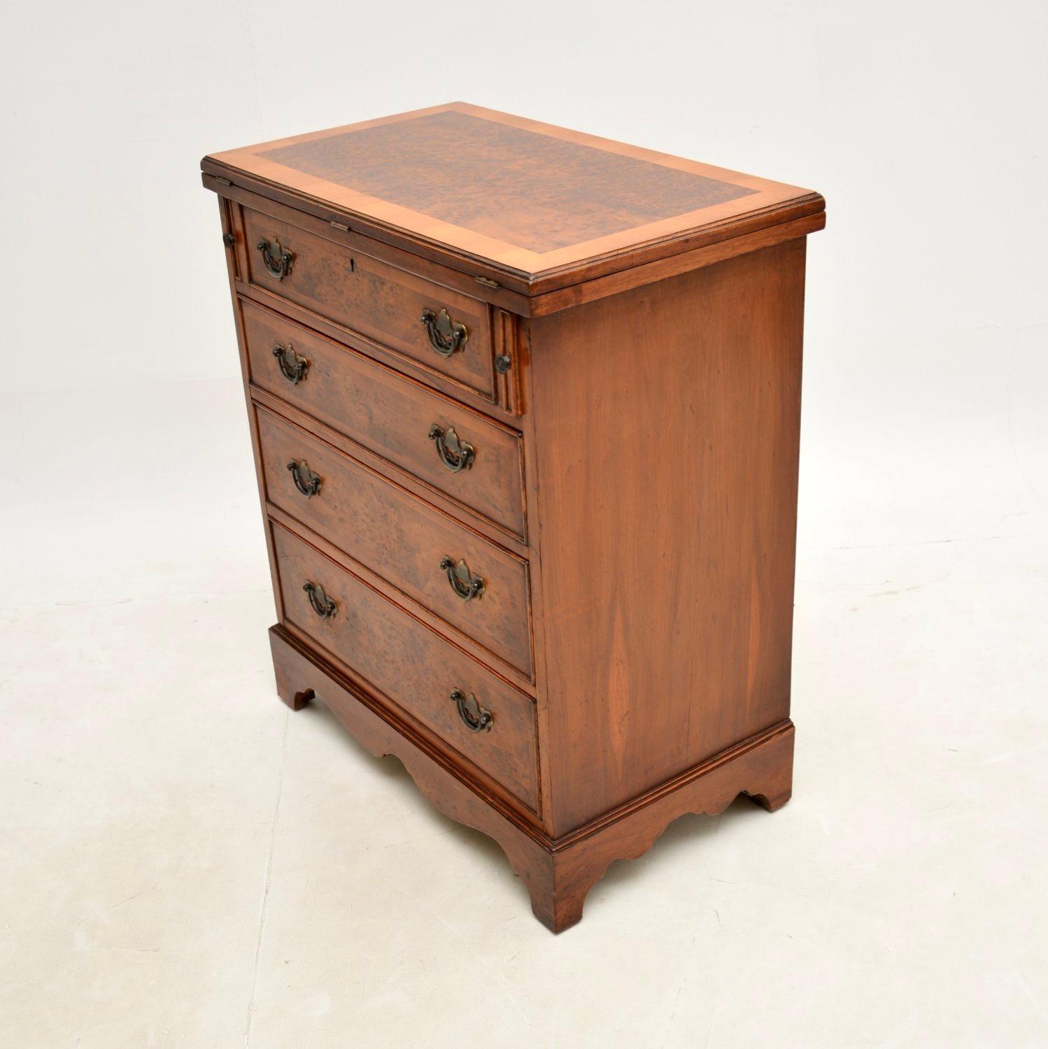 Georgian Antique Yew Wood Bachelors Chest of Drawers For Sale