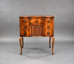 Arcón Antiguo de Madera de Tejo