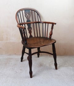 Antique Yew Wood Windsor Chair. English, Early 19th Century