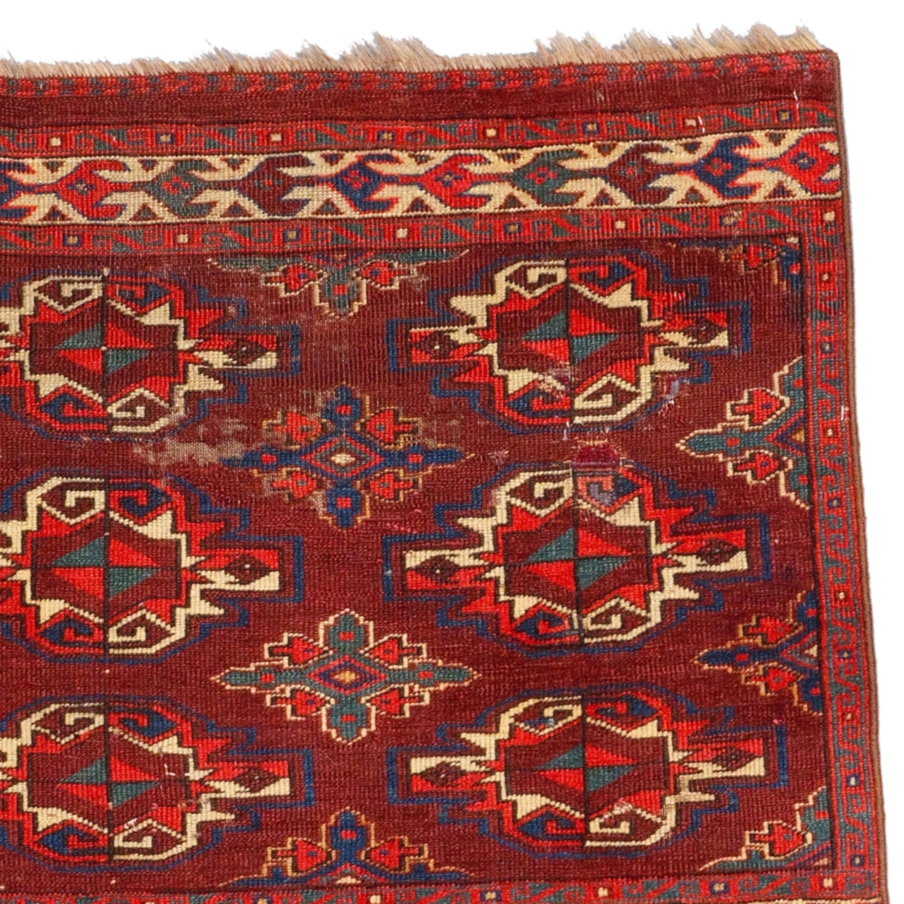 Antique Yomud Chuval - 19th Century Turkmen Yomud Chuval In Good Condition For Sale In Sultanahmet, 34