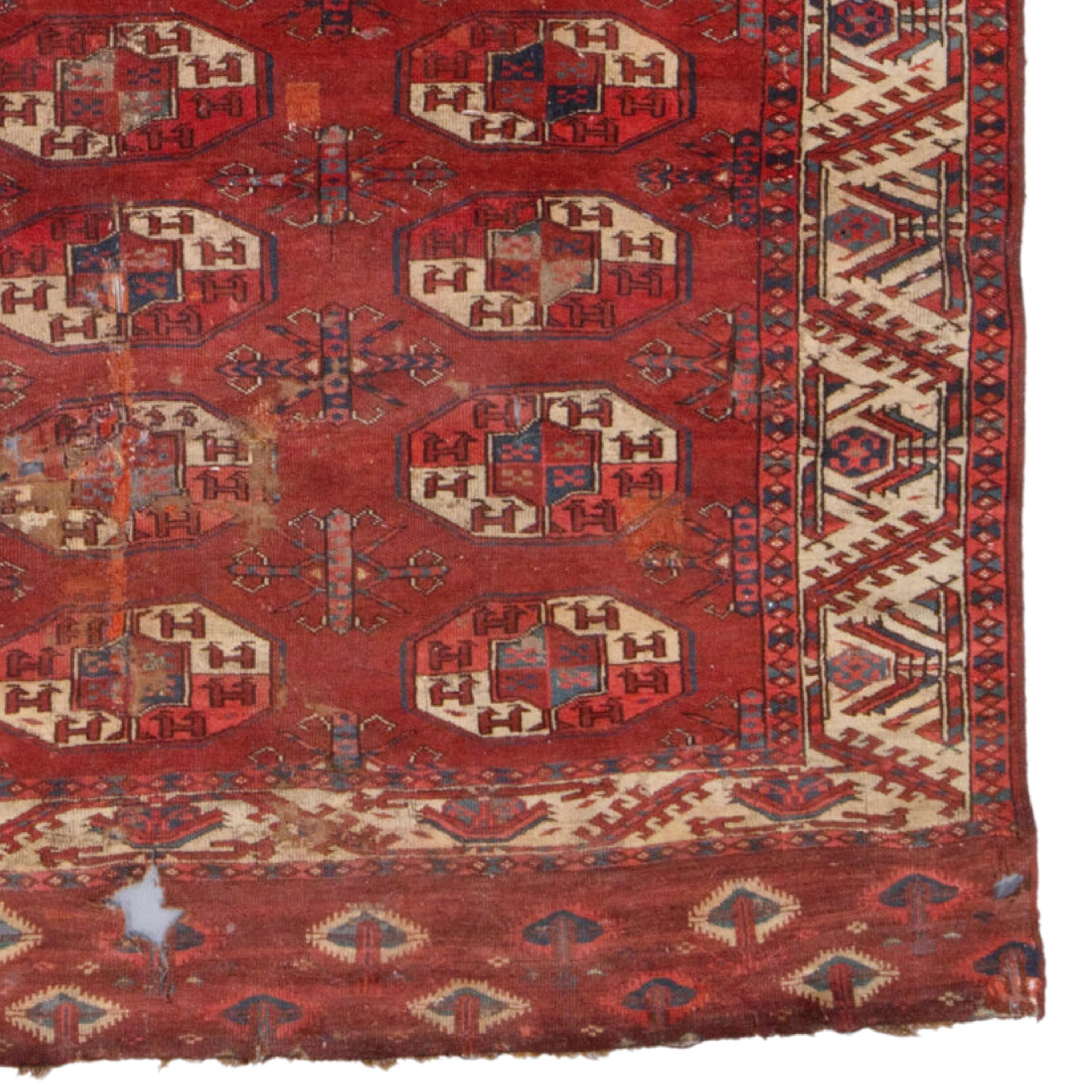 Laine Antique Yomud Main Carpet - Early Turkmen Yomud Main Rug Circa 1800, Antique Rug en vente