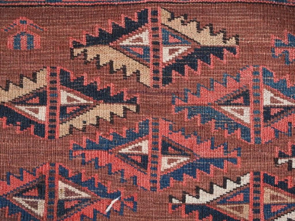 Antique chuval turkmène 9 Gul Chuval, vers 1900 Bon état - En vente à Moreton-In-Marsh, GB
