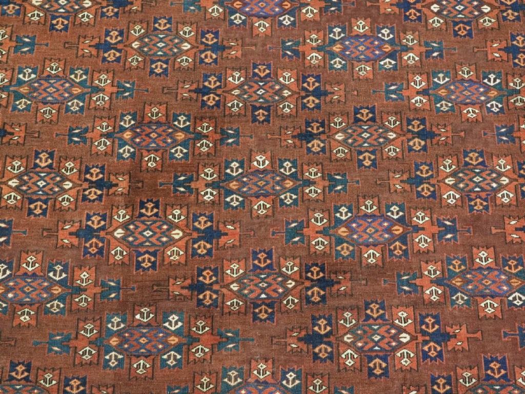 Turkmeno Antico tappeto principale Yomut Turkmen con disegno Kepse Gul, circa 1870/80 in vendita