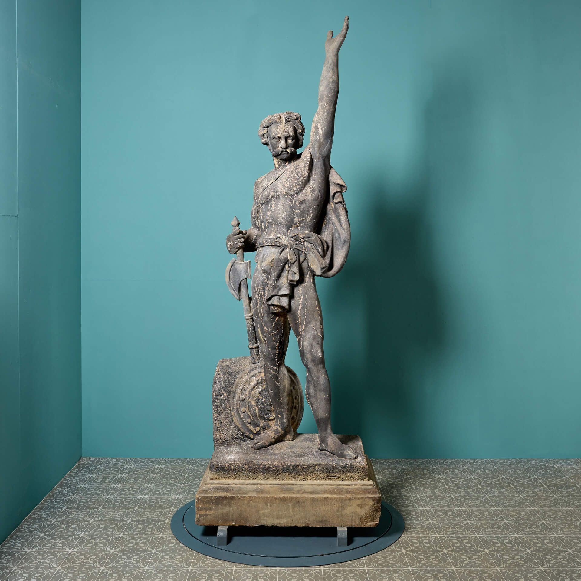 Sculpture ancienne de Caractacus de York en vente