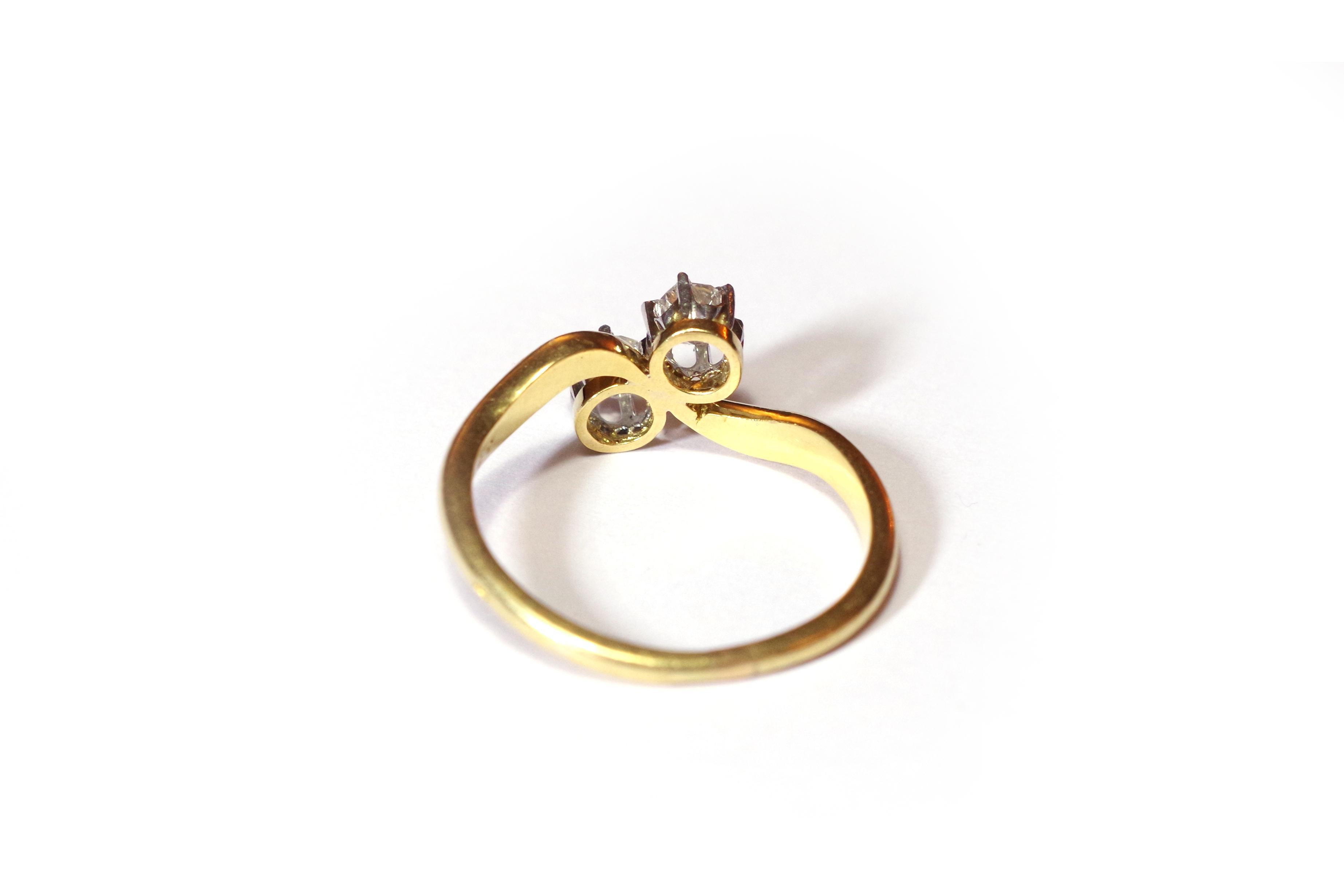 Mixed Cut Antique You and Me Ring in Gold 18k and Platinum, Wedding Ring For Sale