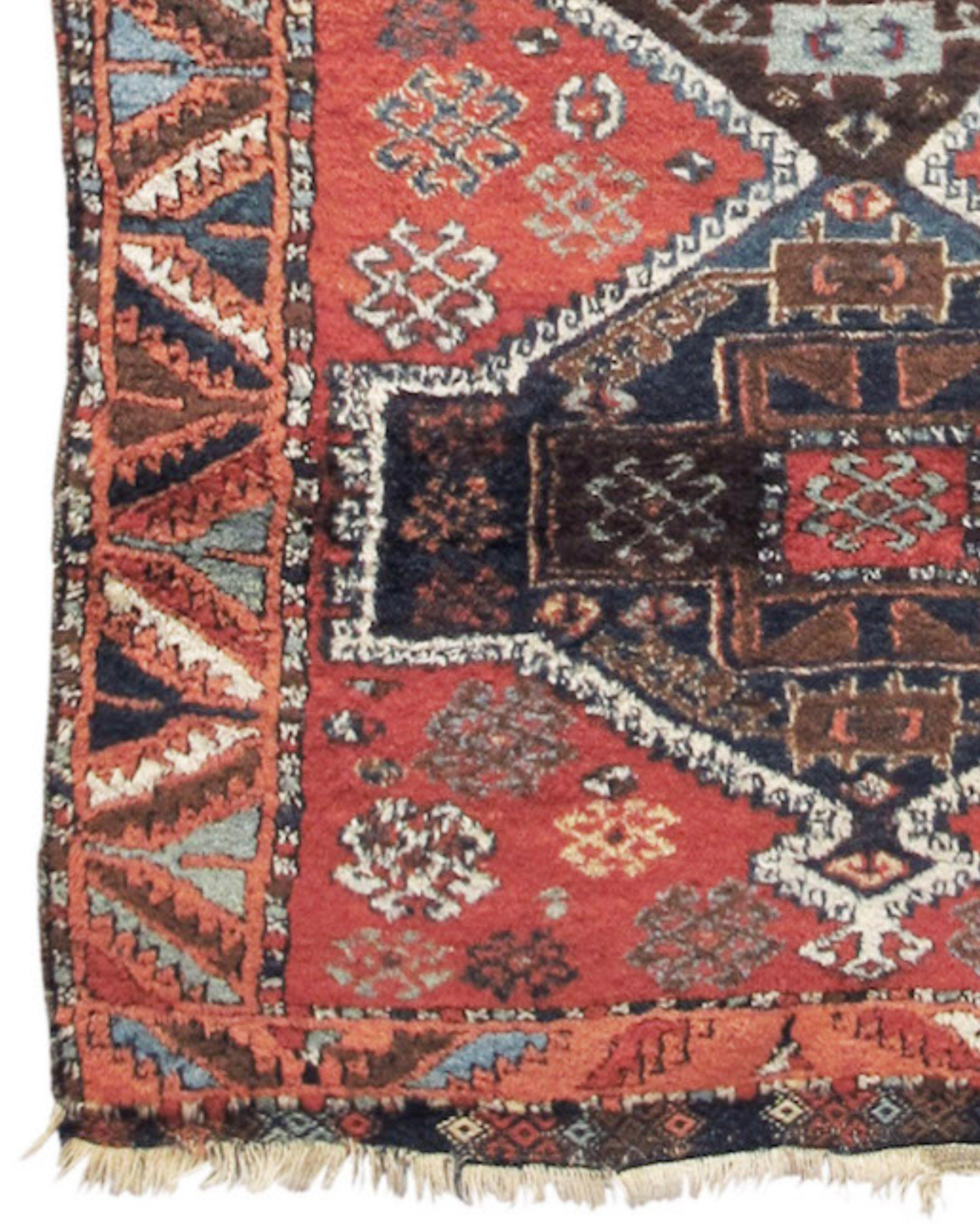 Antiker Yuruk-Teppich, spätes 19. Jahrhundert (Handgeknüpft) im Angebot