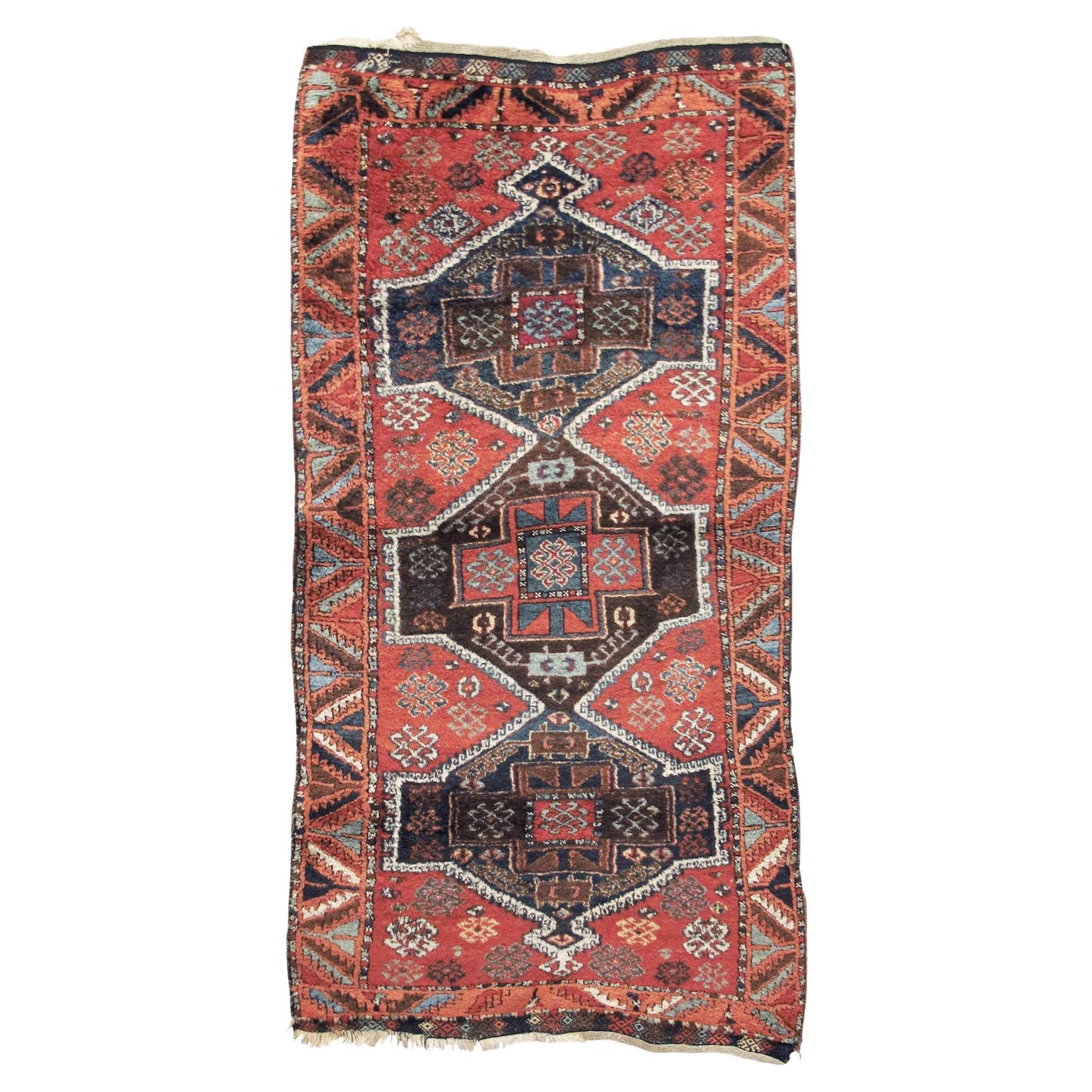Antiker Yuruk-Teppich, spätes 19. Jahrhundert im Angebot