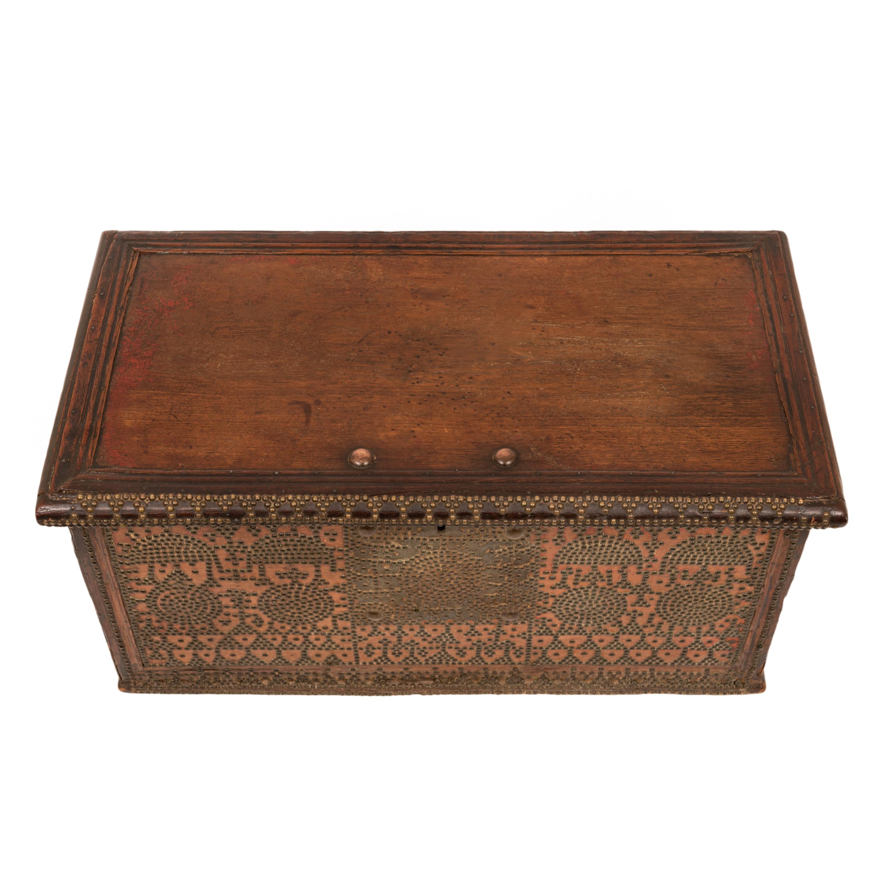 Antique Zanzibar Omani Arab Padouk Teak Brass Stud Dowry Chest Coffer Truck 1820 In Good Condition In Portland, OR