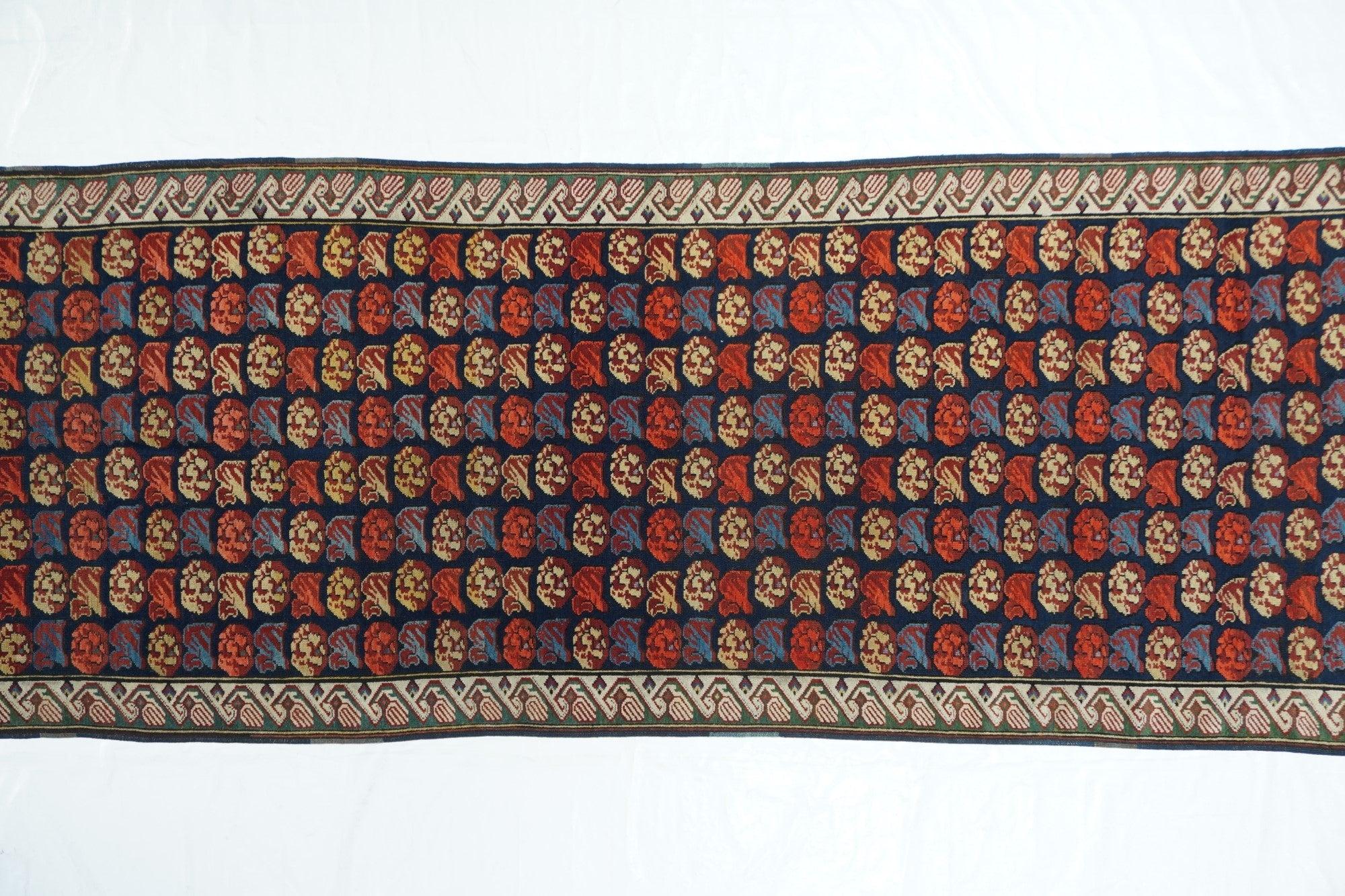 Antiker Zehour-Teppich 3'7'' x 9'11'' (Kaukasisch) im Angebot