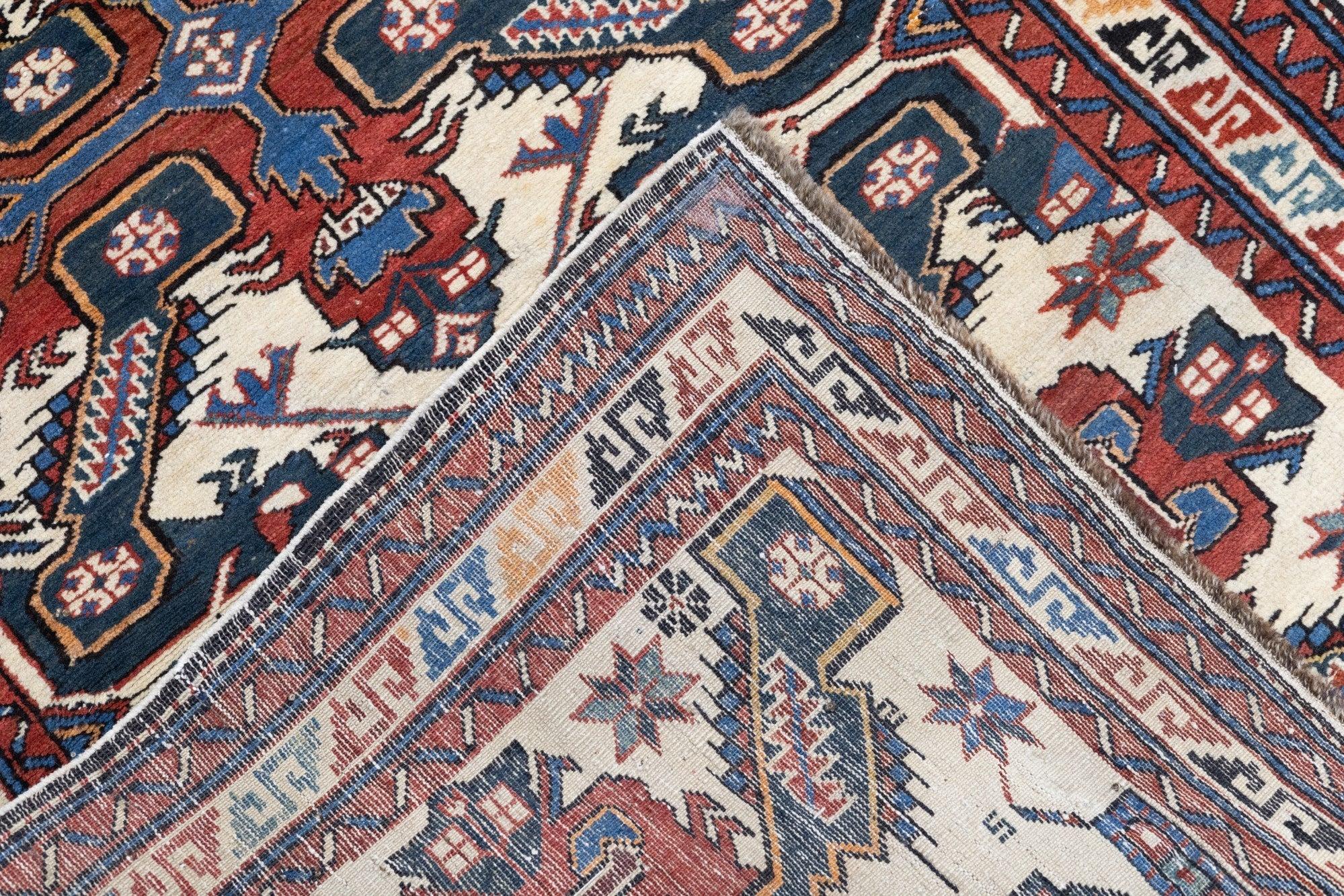 Tapis Zeyhur ancien de 3' x 3'11'' en vente 4