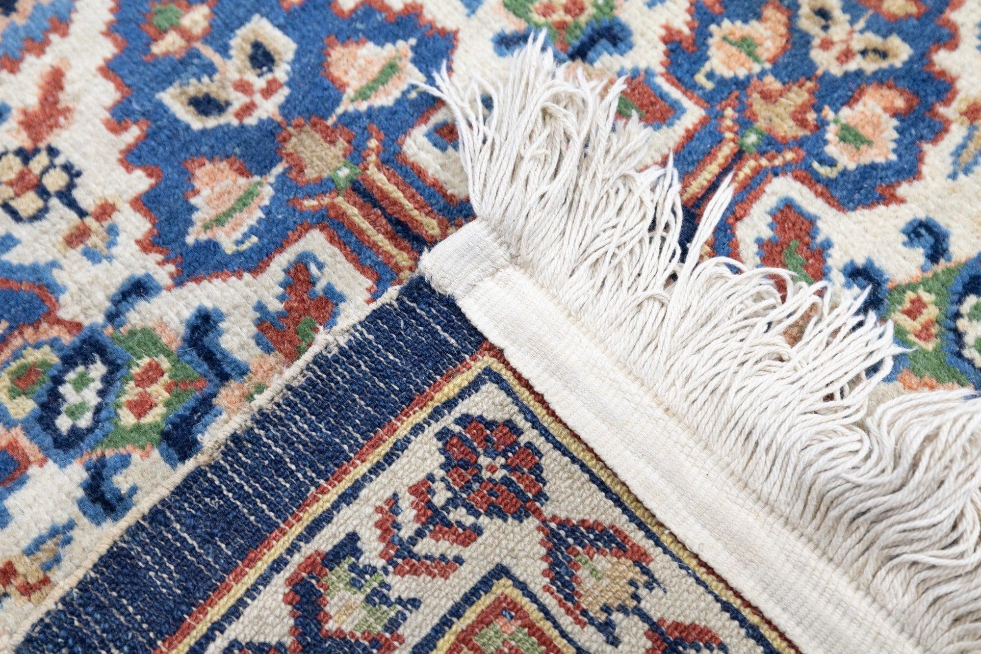Antique Zeyhur Rug 6'3'' x 8'10'' For Sale 6