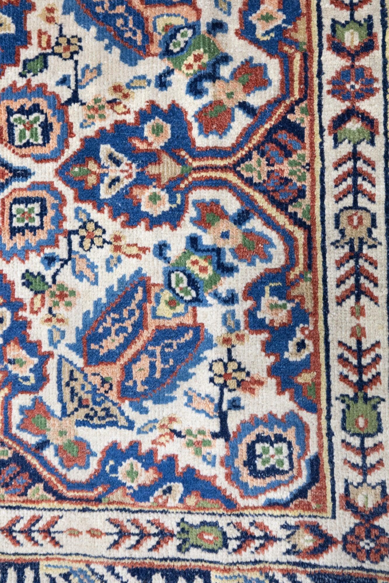 Antique Zeyhur Rug 6'3'' x 8'10'' For Sale 2