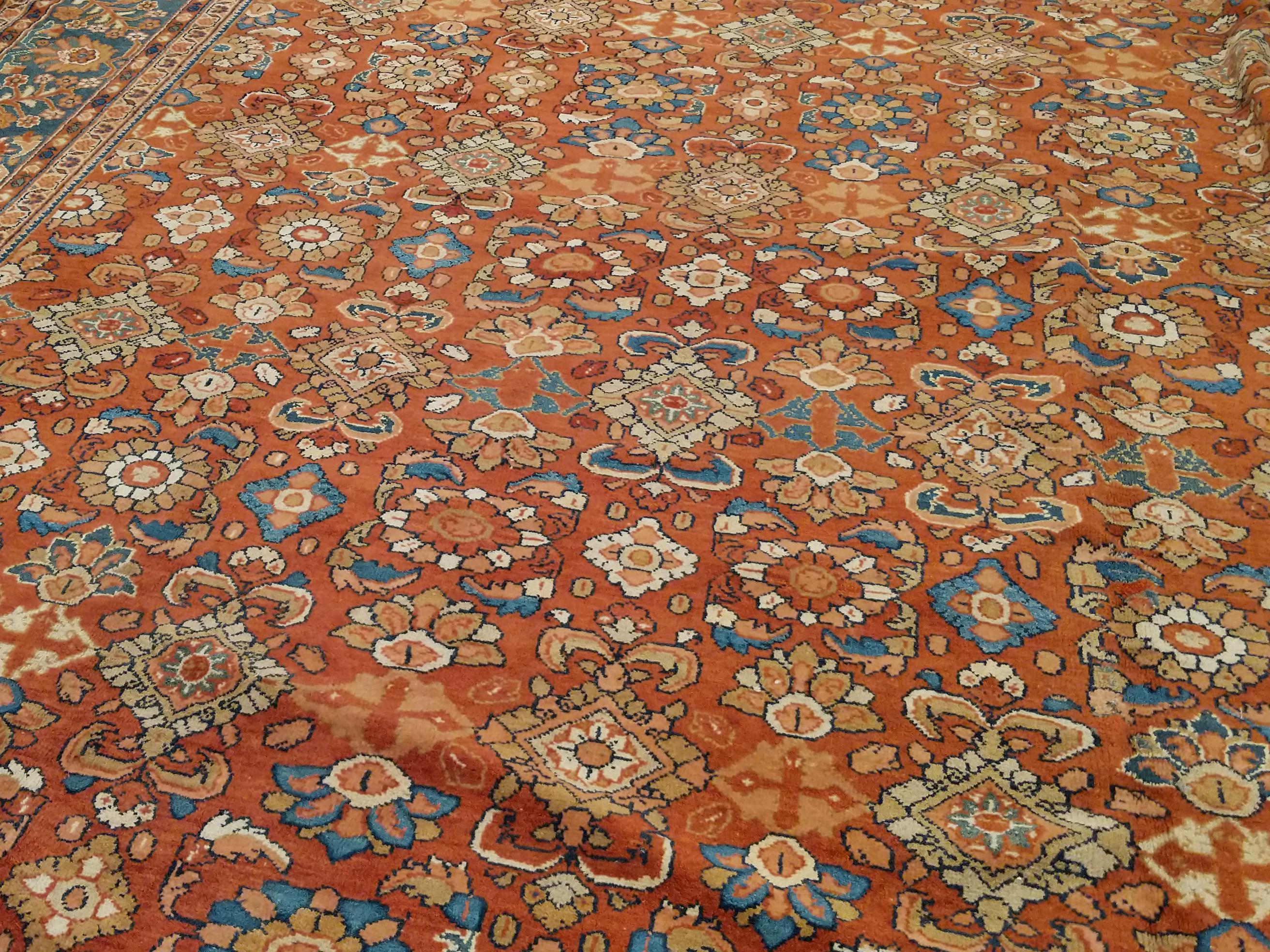 Antiker Ziegler Sultanabad All-Over-Design-Teppich mit Terrakotta-Hintergrund im Angebot 2