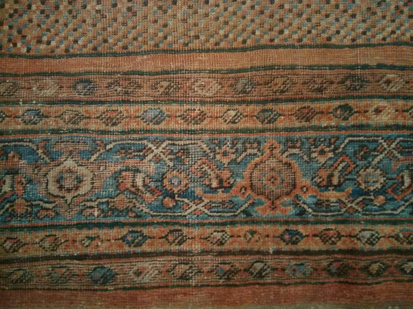 Antiker Ziegler Sultanabad-Teppich mit pointillistischem Design im Zustand „Gut“ im Angebot in Milan, IT