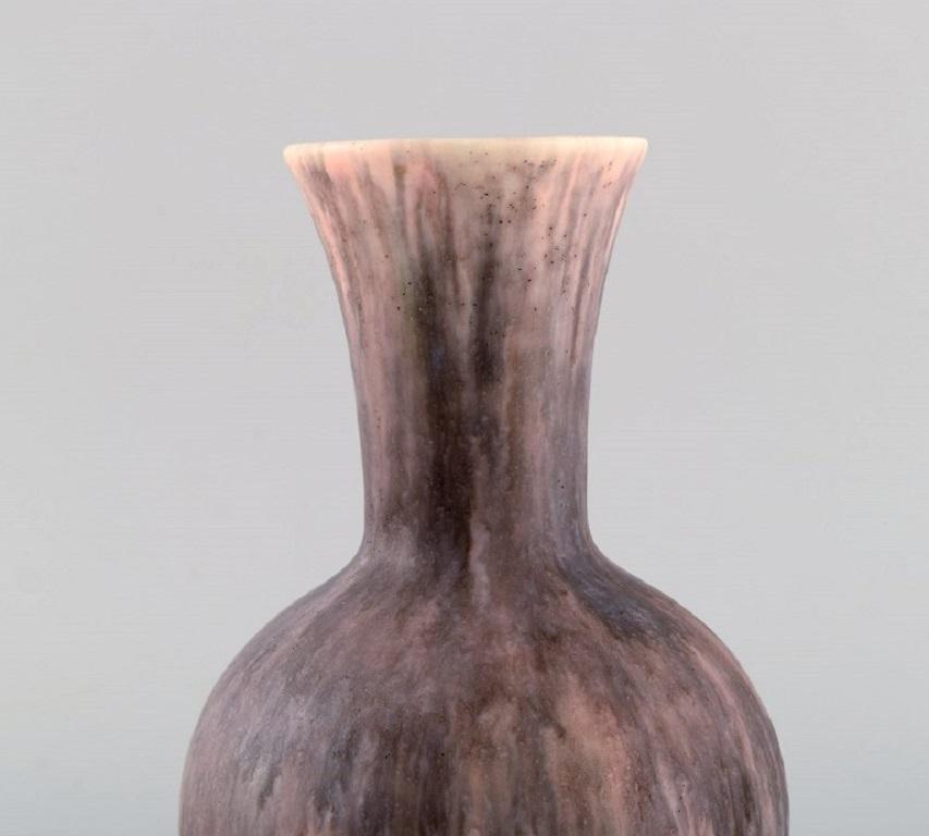 Antique Zsolnay Vase in Glazed Ceramic with Pink Undertones, Approx 1910 In Excellent Condition For Sale In Copenhagen, DK