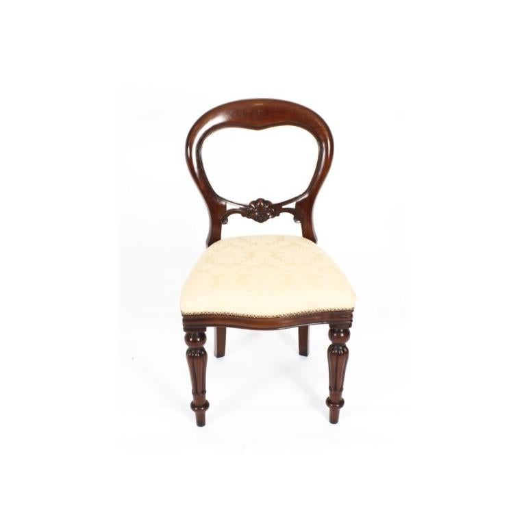 Antique14ft Flame Mahogany Extending Dining Table 19th C & 14 Chairs For Sale 11