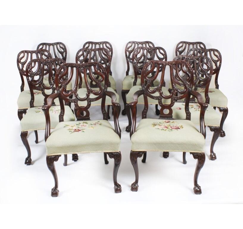 Antique16ft 18th Century George III Triple Pillar Dining Table & 12 Chairs-1920s en vente 6