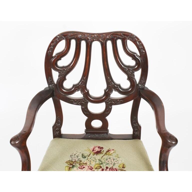 Antique16ft 18th Century George III Triple Pillar Dining Table & 12 Chairs-1920s en vente 8