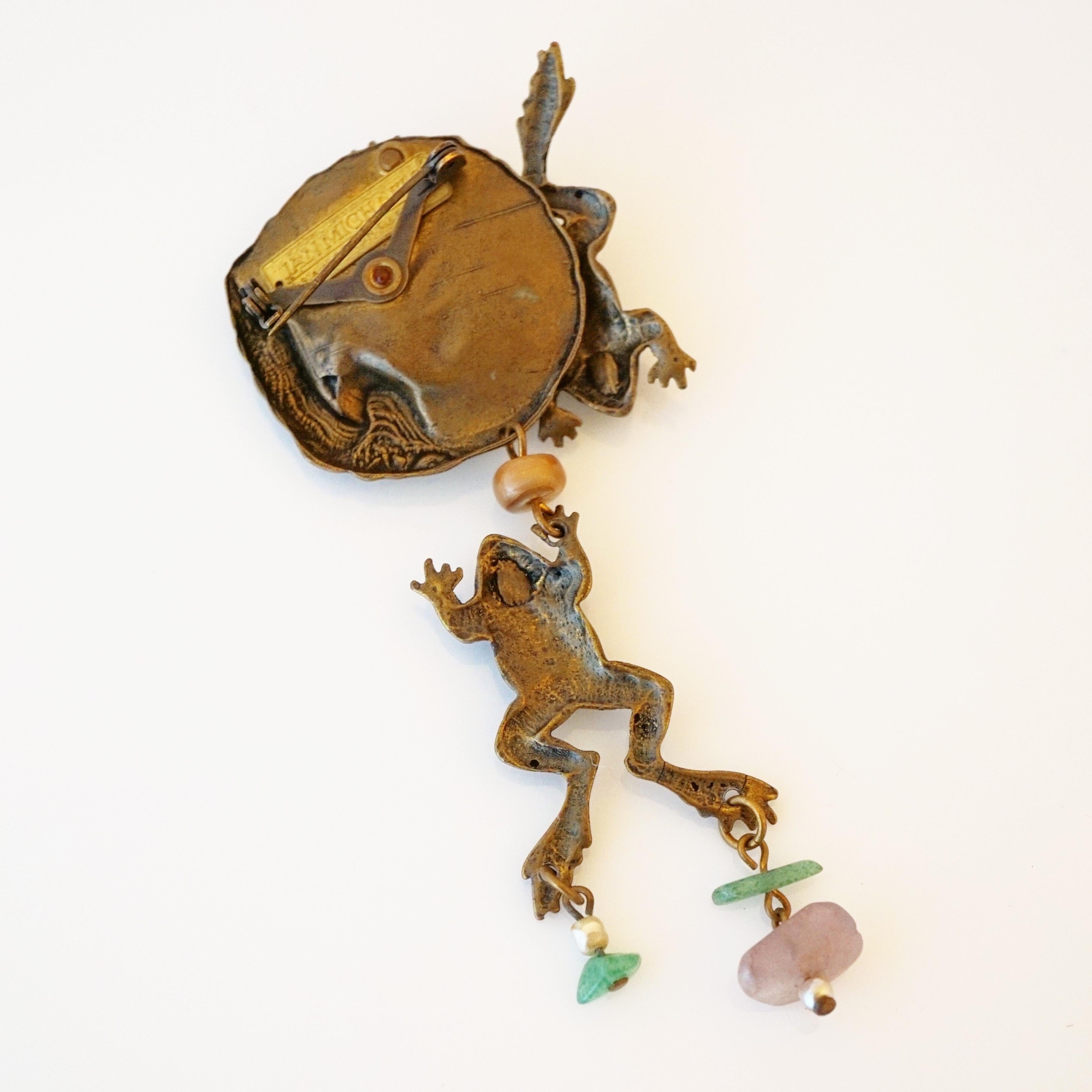 Modern Antiqued Brass Frog Dangle Brooch By Jan Michaels, 1990s For Sale