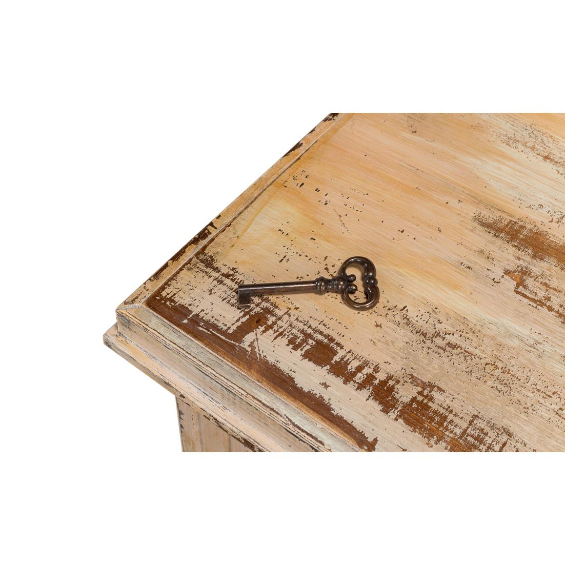 Credenza provinciale francese anticata in vendita 3