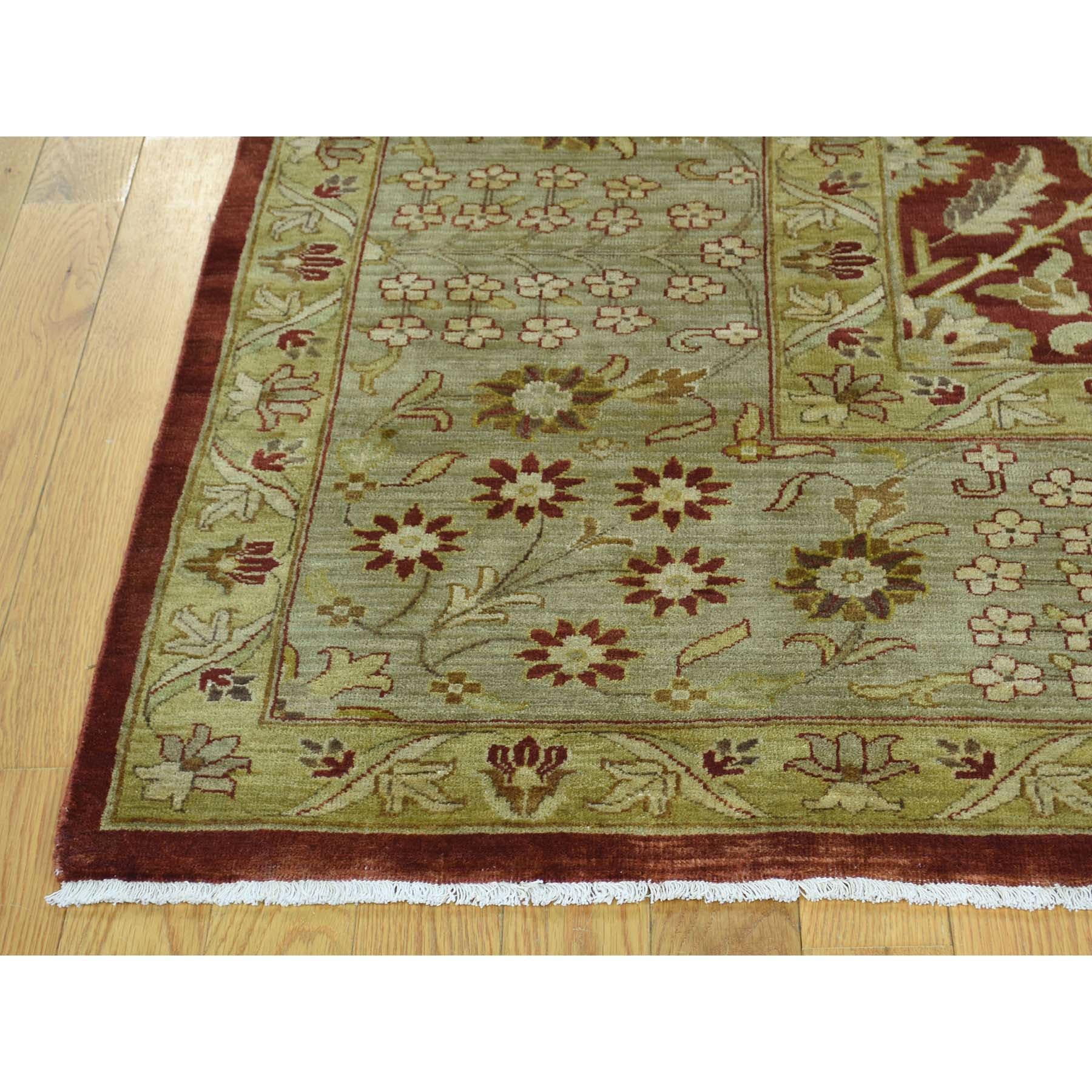 Antiqued Tabriz Fine Oriental Hand Knotted Rug In New Condition In Carlstadt, NJ