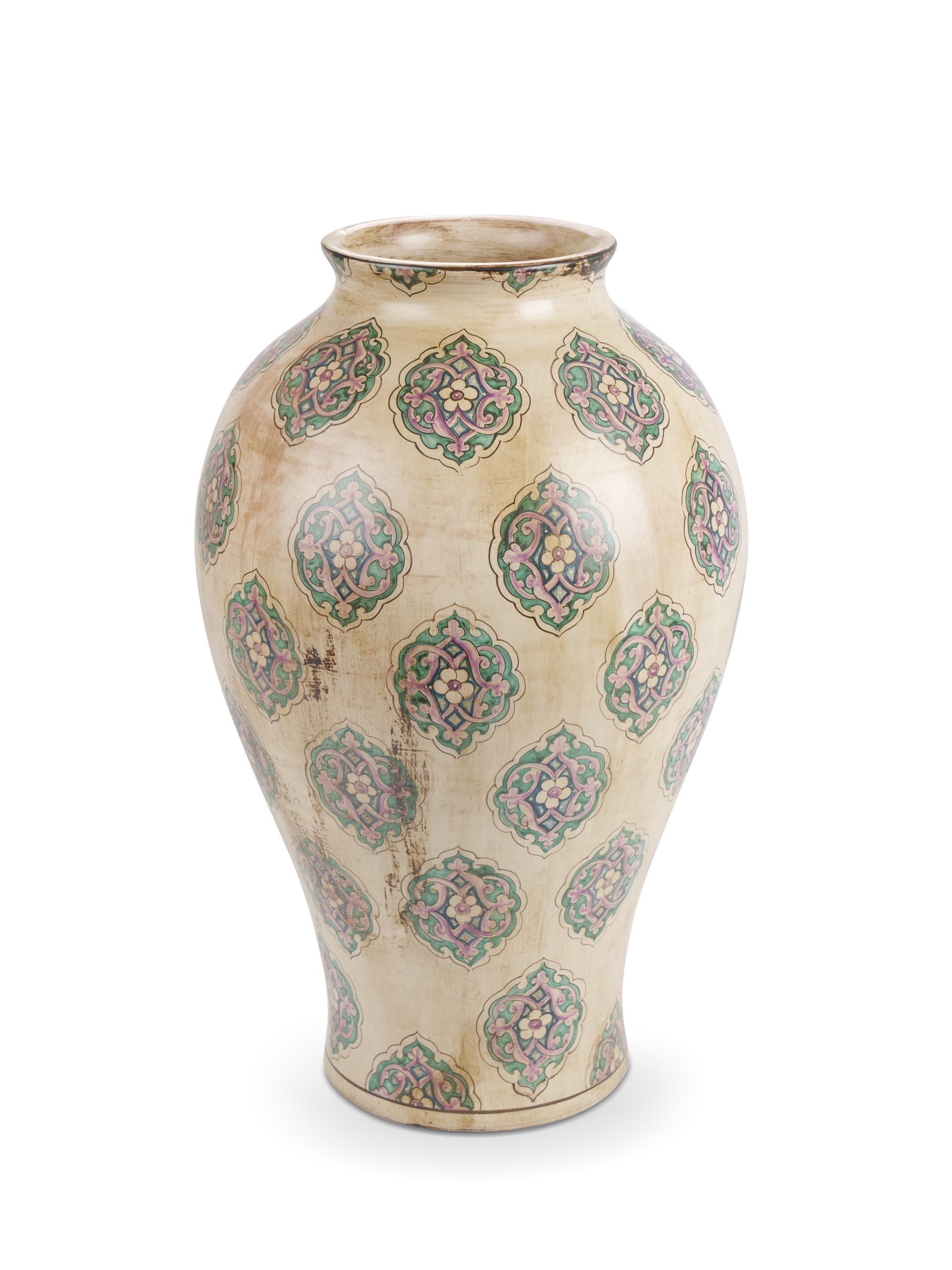Vase ancien, jarre majolique peinte, ornement Renaissance en vente 1
