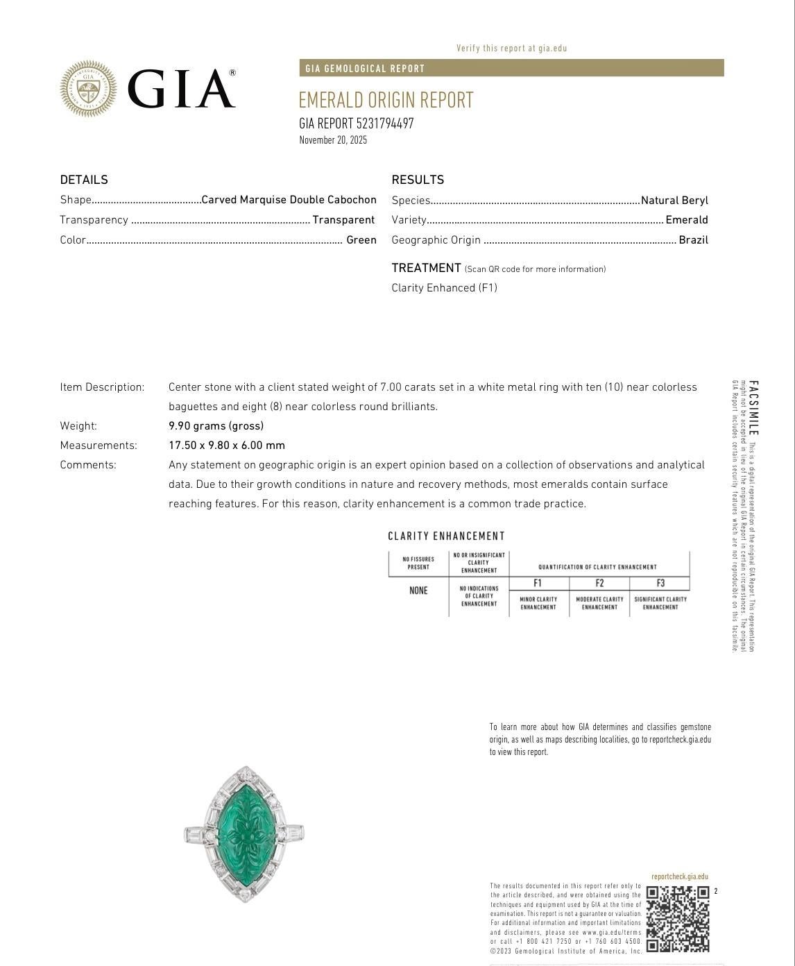 
Exceptionnelle et originale bague Art Déco en platine, centrée sur une extraordinaire émeraude marquise sculptée d'environ 7 carats. La pierre présente une couleur verte vive exceptionnelle avec un éclat absolument électrique, une qualité rarement