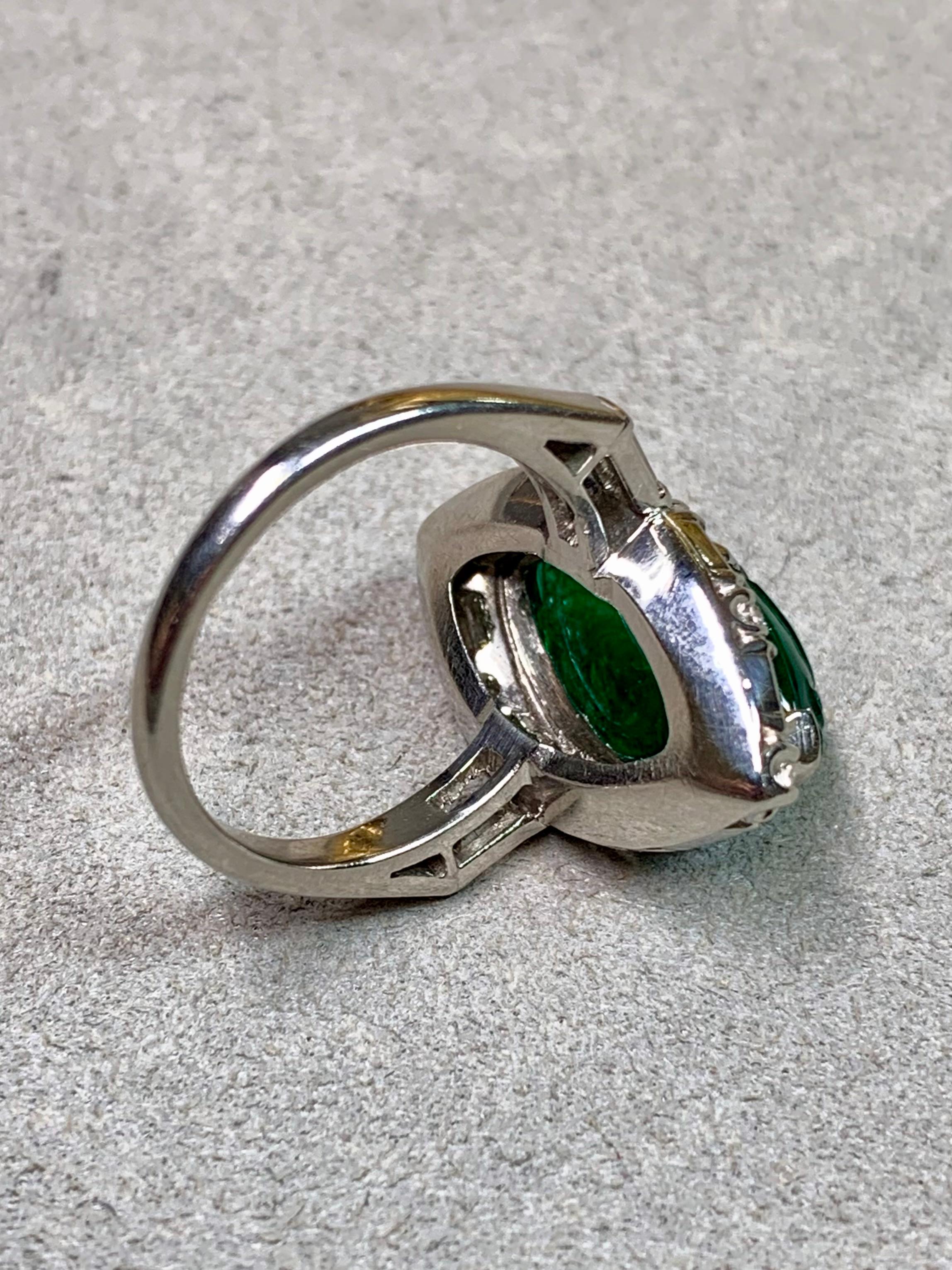 Non taillé Antiquel Art Deco Platinum 7ct Carved Emerald & Diamond Ring Brazil F1 GIA en vente