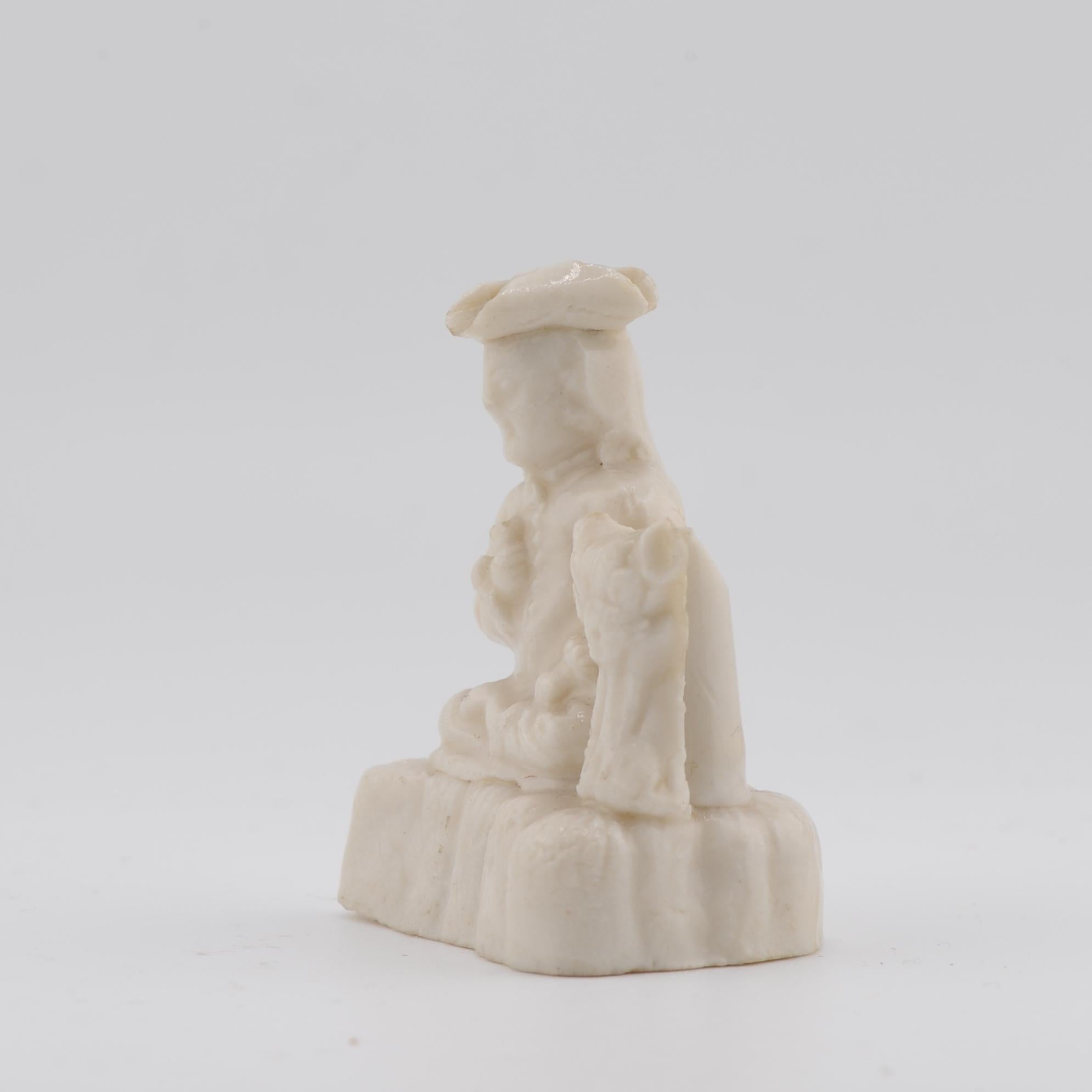 XVIIIe siècle et antérieur Antiquities 17th C Dehua Blanc de Chine Whistles European figure and Cat Dutchman en vente