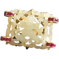 Antiques Carved Chinese Jade Ruby 18 Karat Gold Ring