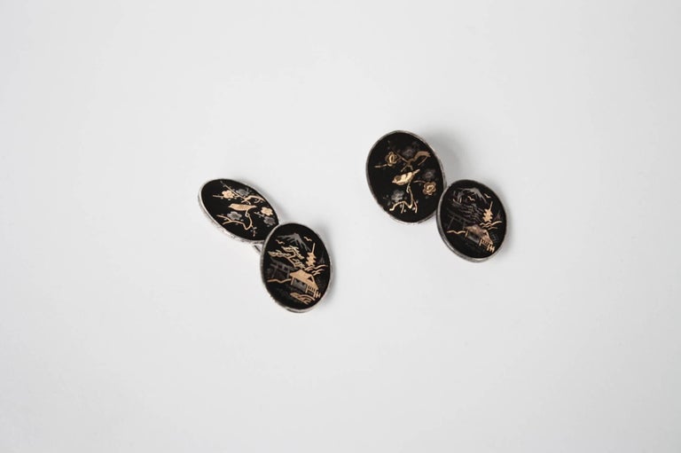Antiques Japanies Lacquer 18 Karat Gold and Silver Cufflinks In New Condition For Sale In Milan, IT