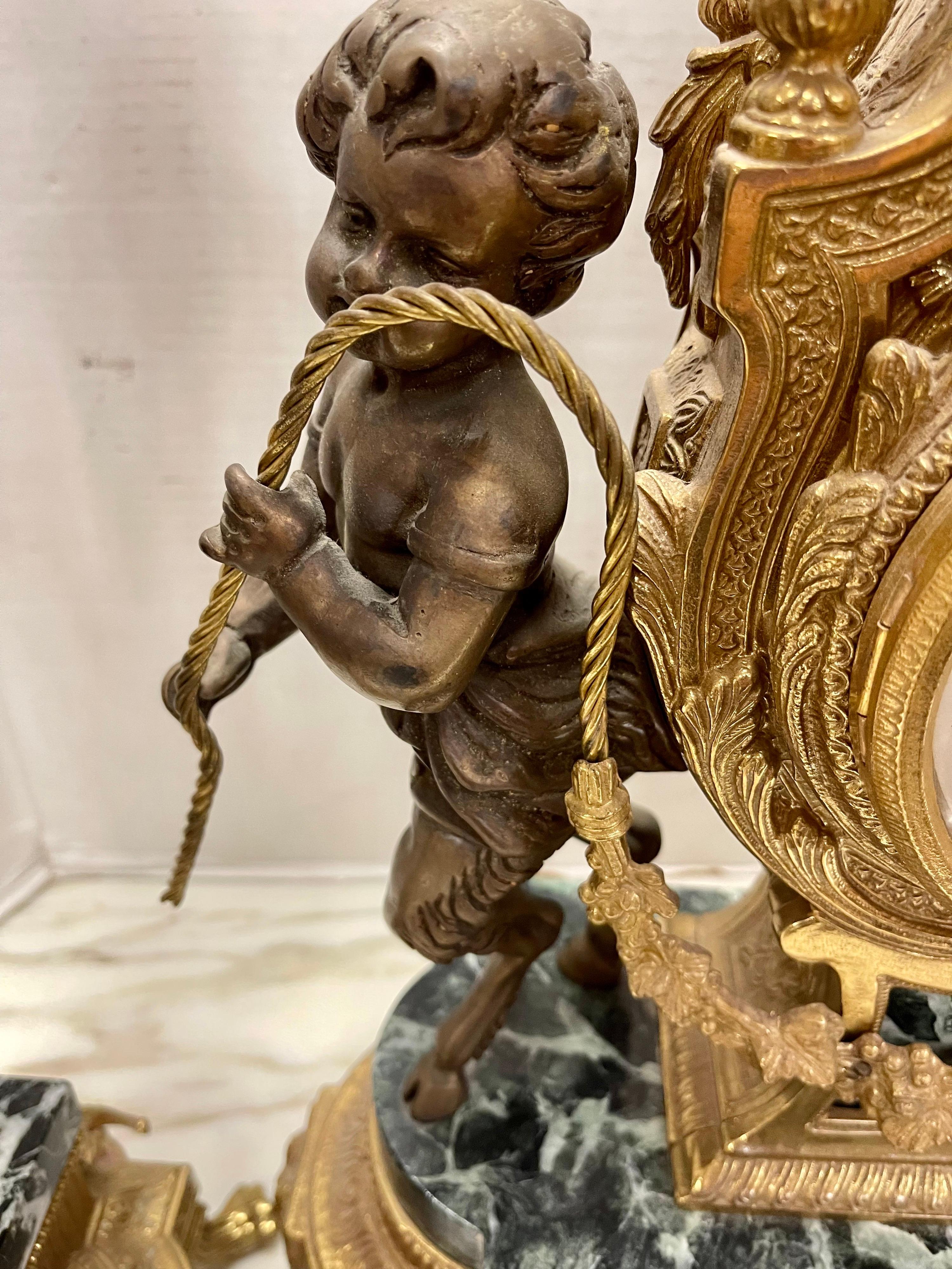 Bronze Antiquités Louis XVI Garniture française en bronze et marbre Horloge & Candélabres