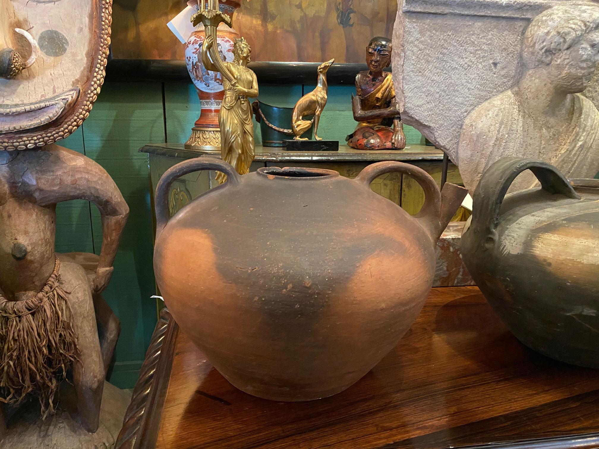 Antiquitäten Wasserhalter Keramik Handmade Krug Vase Tafelaufsatz Los Angeles CA im Angebot 1