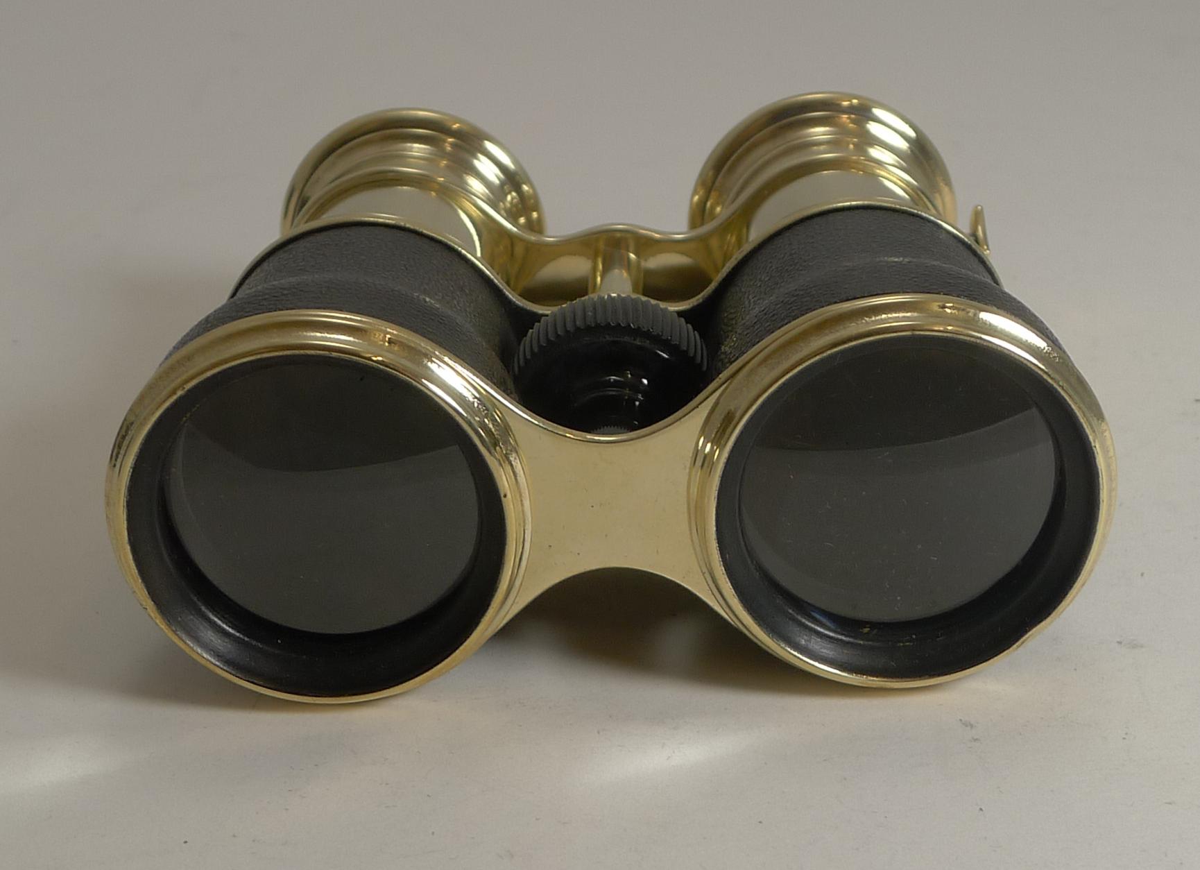 Antique Triple Optic Binoculars, Marine / Theatre / Field circa 1900 by LeMaire In Good Condition In Bath, GB