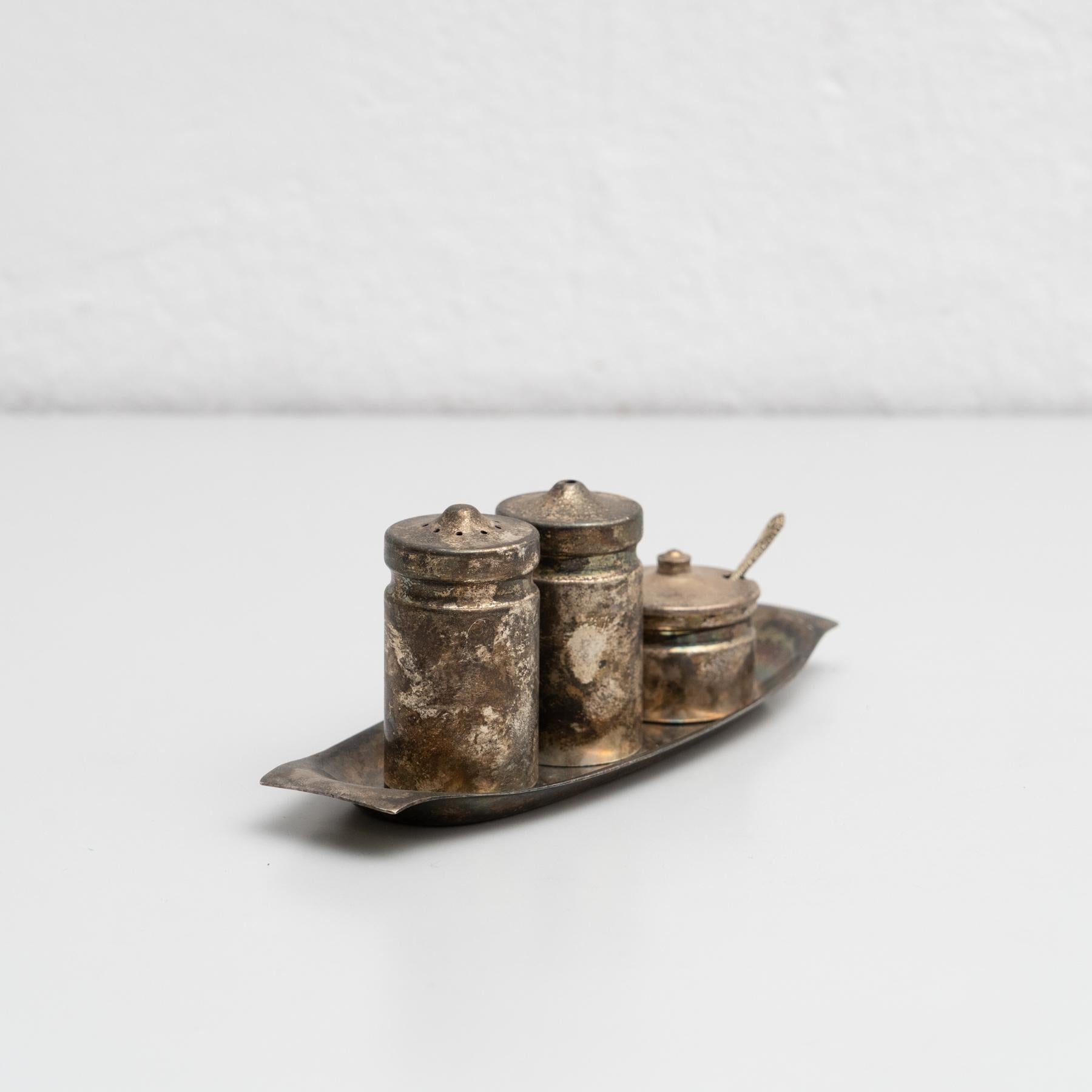 Antiqure Catalan Metal Cruet Set, circa 1940 For Sale 1