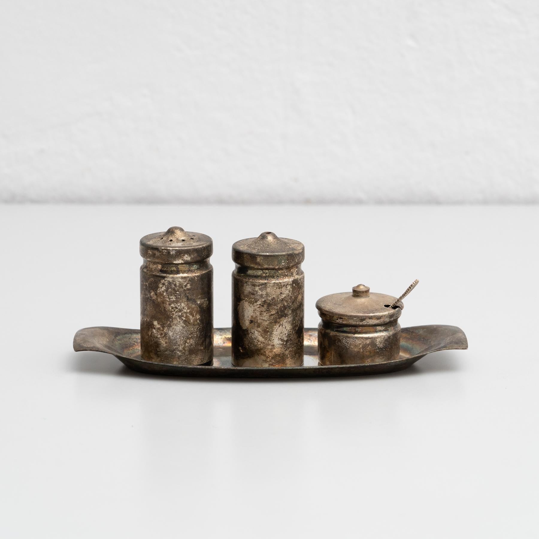 Antiqure Catalan Metal Cruet Set, circa 1940 For Sale 2