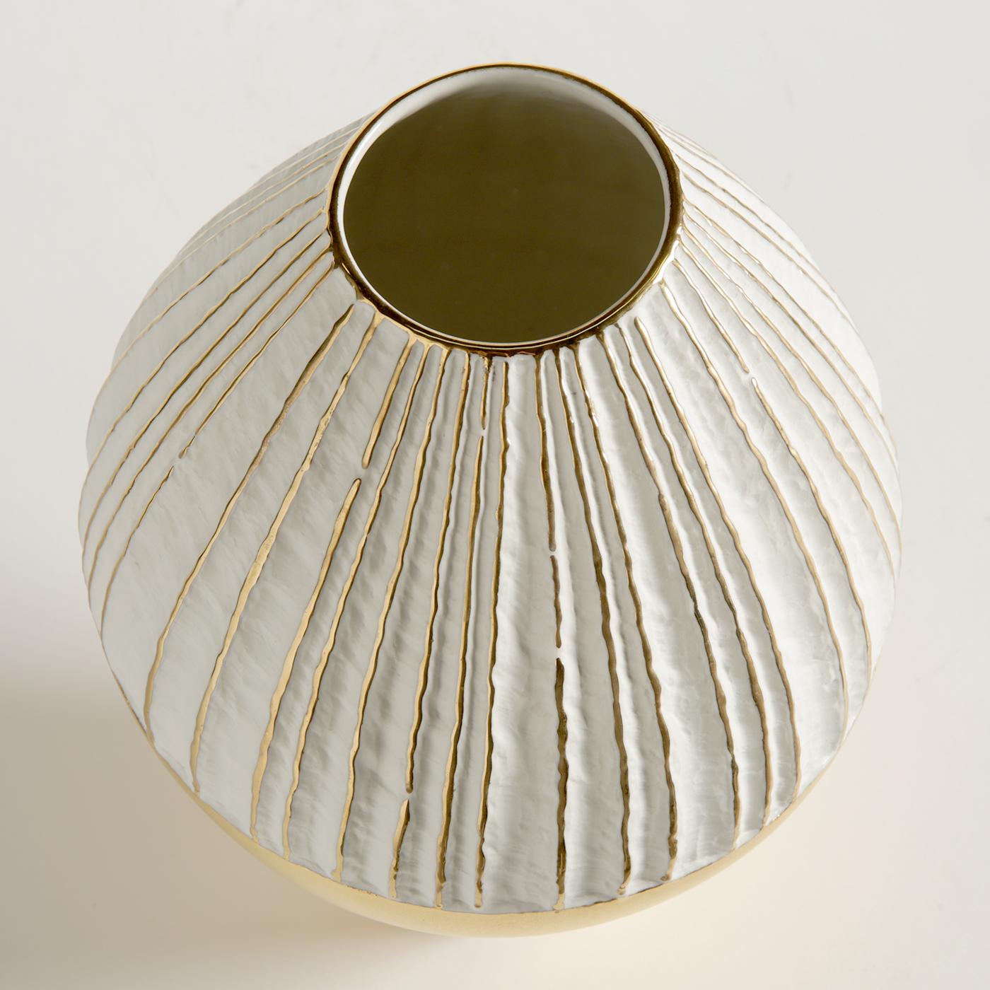 Contemporary Antithesis Obliquus Vase