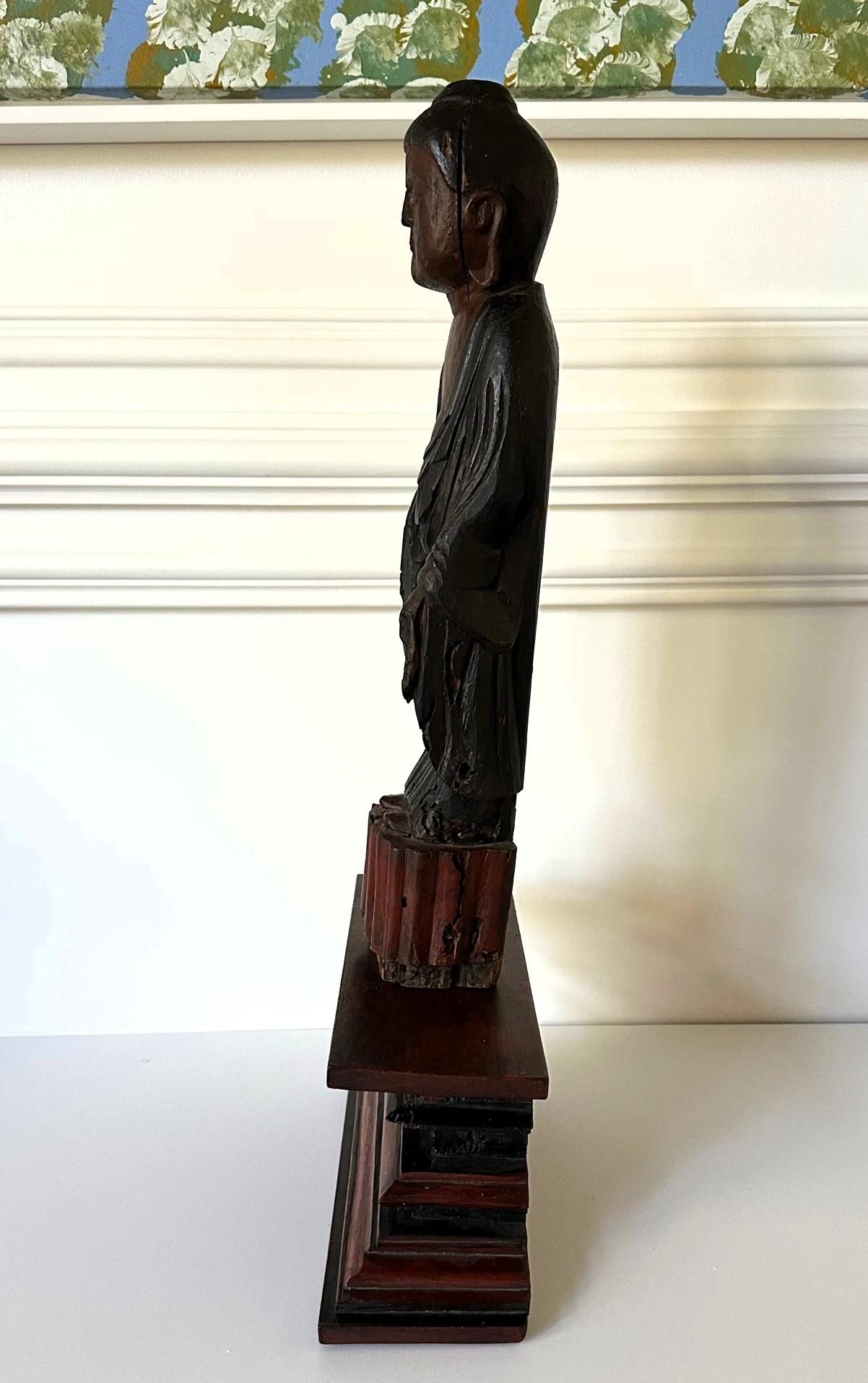 Antique Japanese Carved Village Buddha Enku Style In Fair Condition For Sale In Atlanta, GA