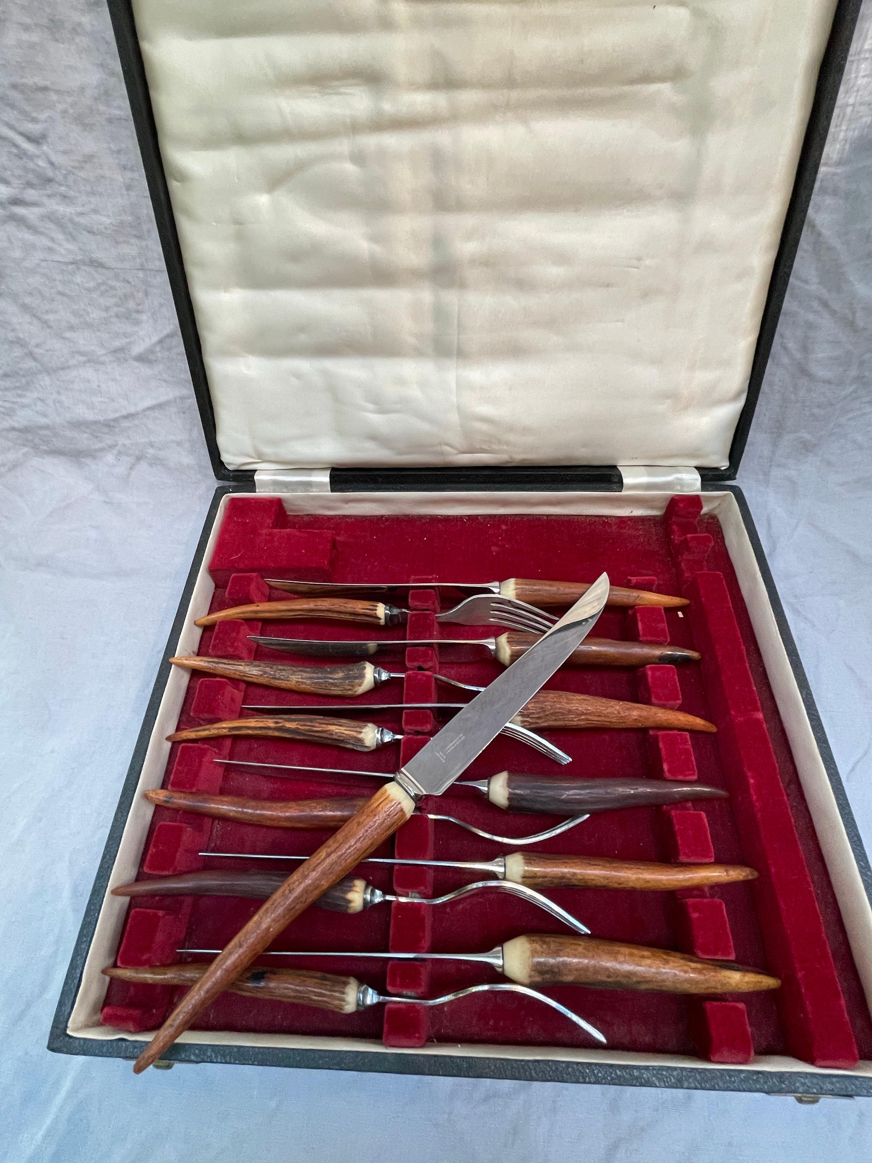 Antler-Handled Steak and Serving Set by J. Sanderson & Son, Sheffield, England For Sale 1