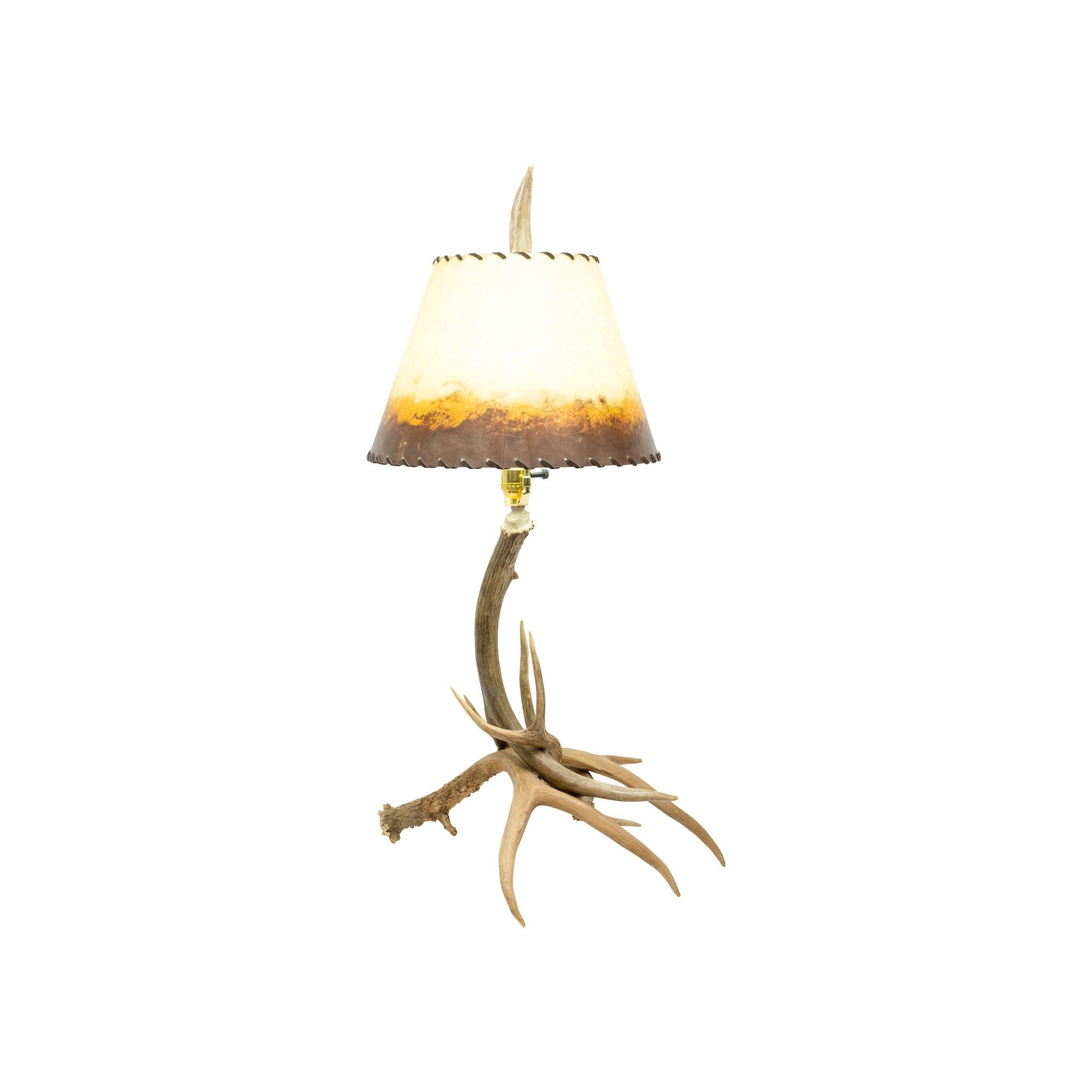 Antler Table Lamp with Shade In New Condition For Sale In Coeur d'Alene, ID