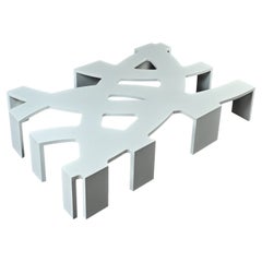 Antler, Tavolino in quarzo bianco di DFdesignlab Fatto a mano in Italia