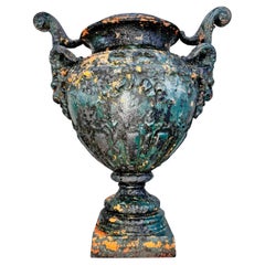 Antoine Durenne Foundry Urne en fonte masque de satyre