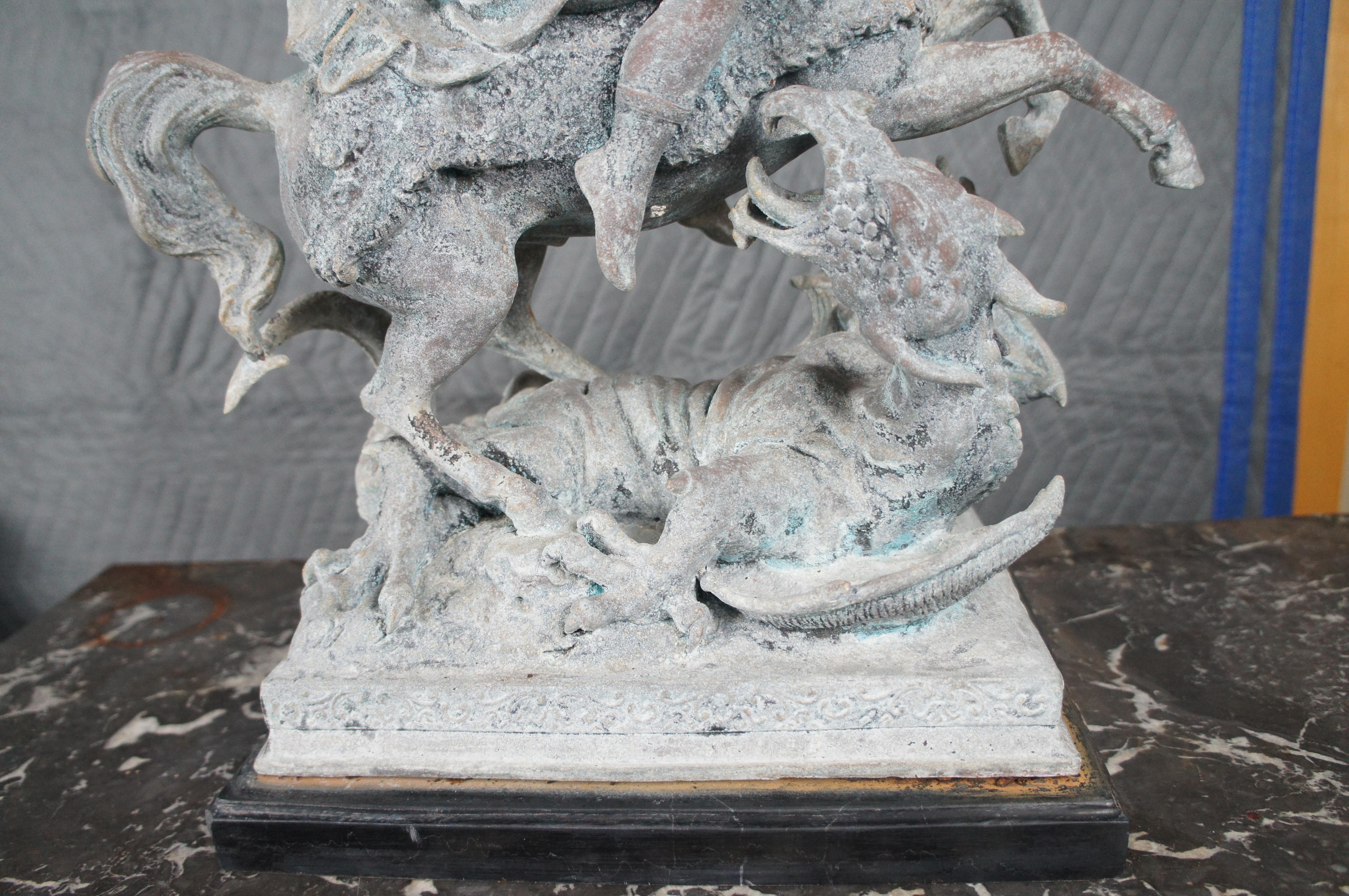 Antoine-Louis Barye Bronze Saint George Dragon Slayer Sculpture Statue Verdigris en vente 1
