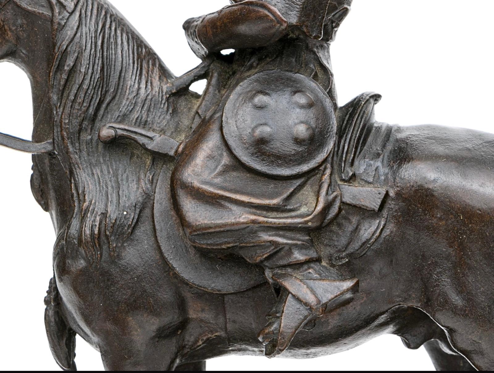 Fine XIX secolo Antoine-Louis Barye (francese, 1796-1875) Guerrier du Caucase Figura in bronzo in vendita