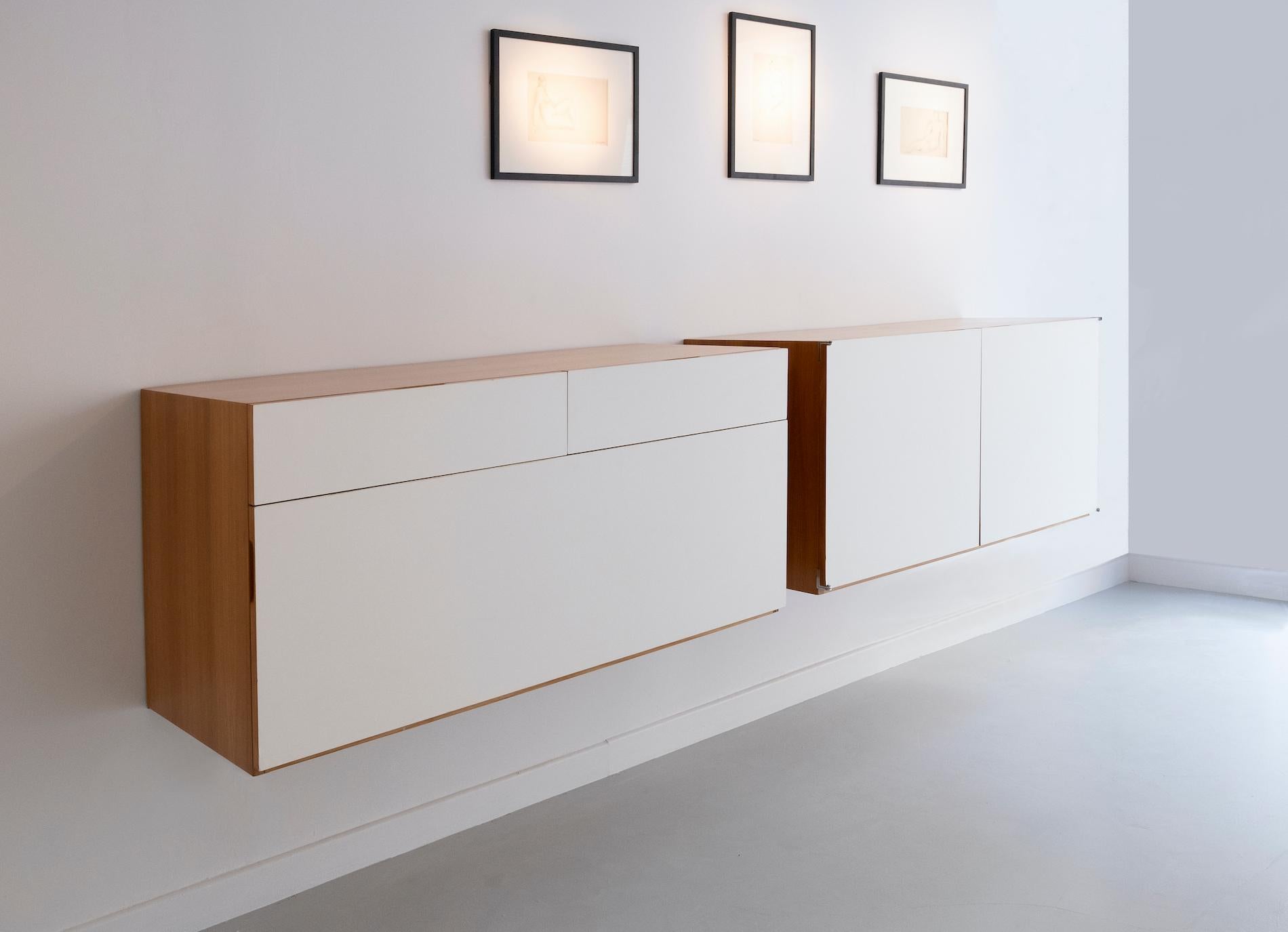 Antoine PHILIPPON & Jacqueline LECOQ  Elegantes Paar Hänge-Sideboards (Moderne der Mitte des Jahrhunderts) im Angebot