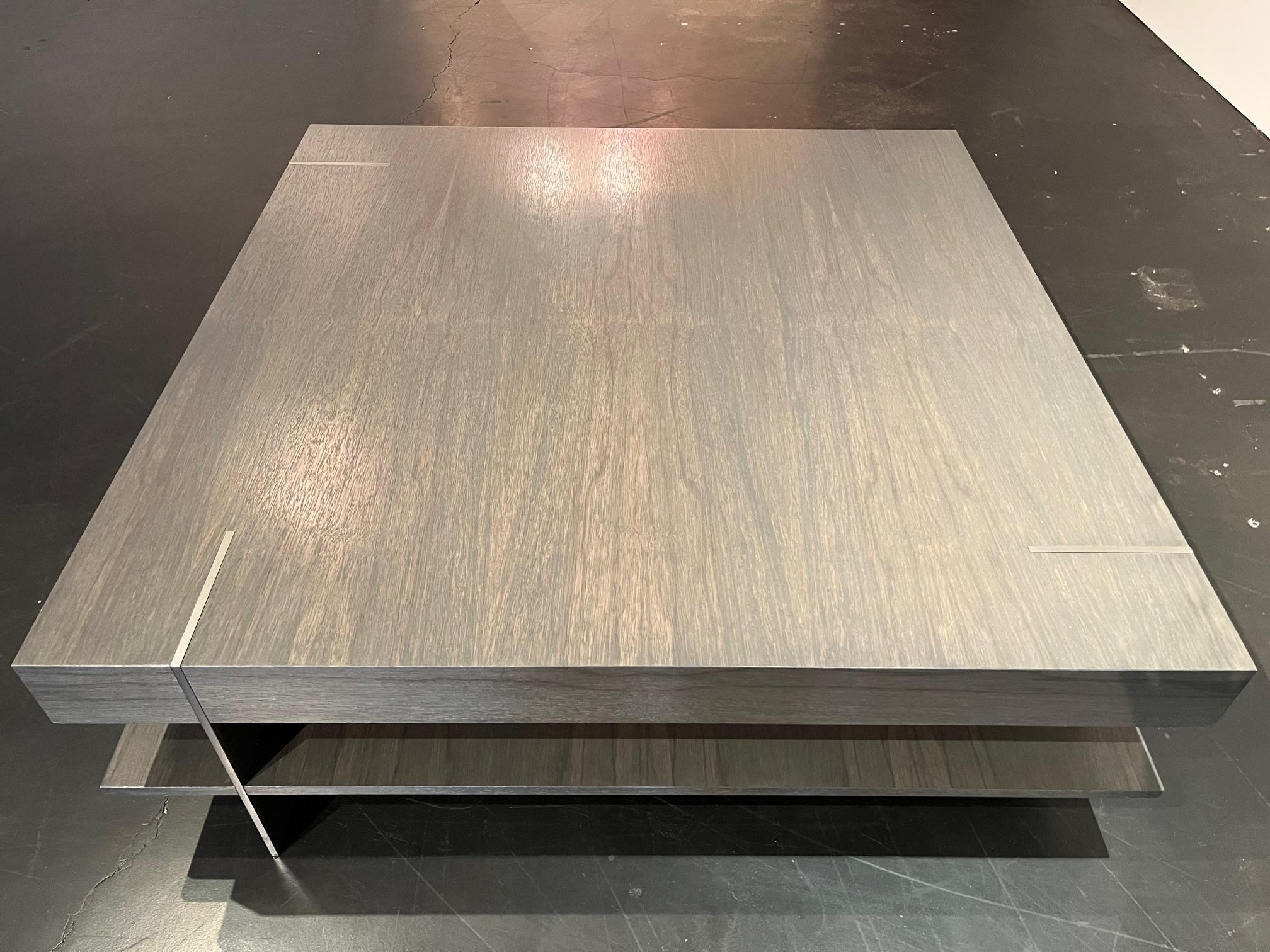 Mesa baja Antoine Proulx Siglo XXI y contemporáneo en venta