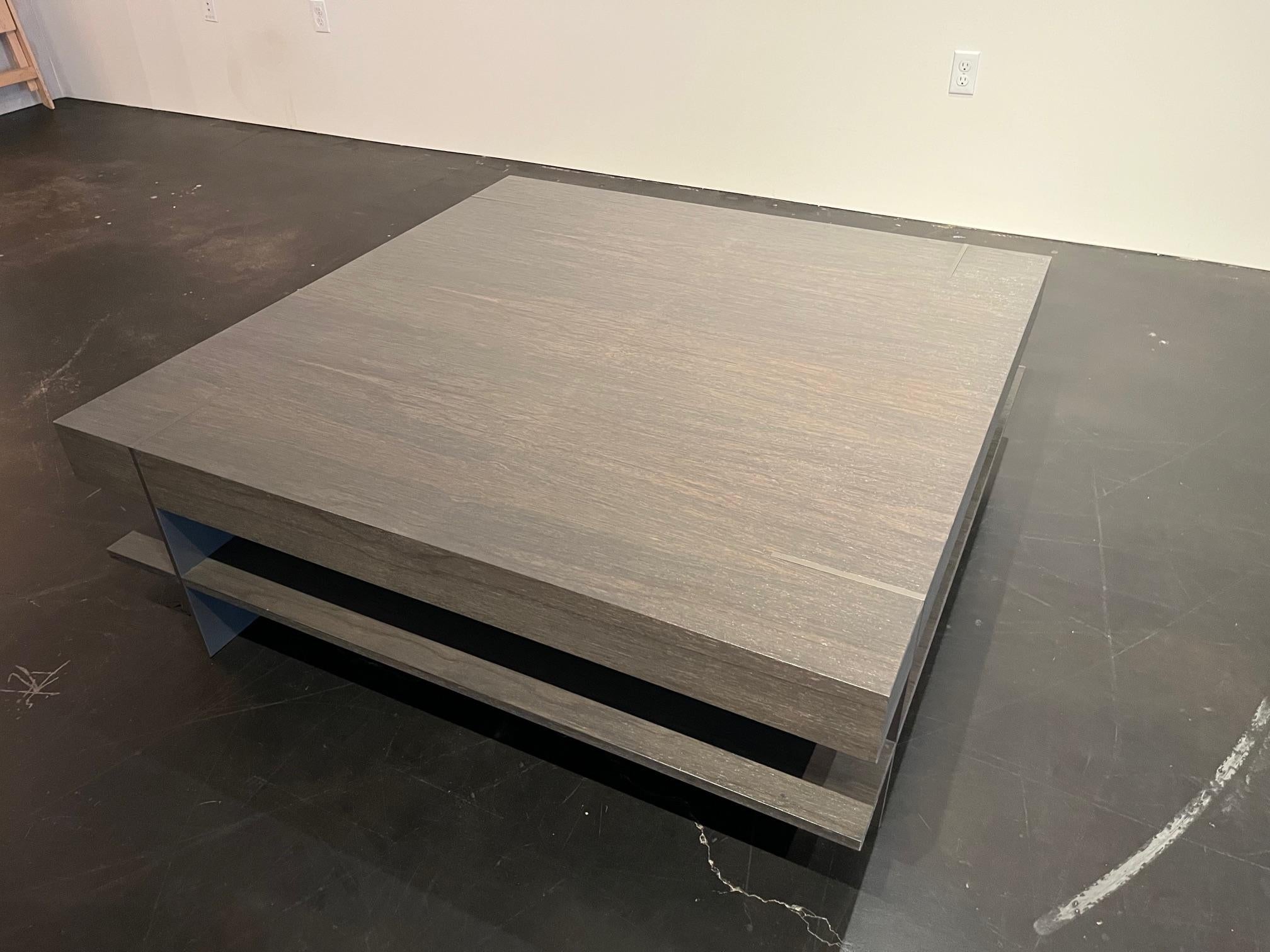 Mesa baja Antoine Proulx Acero en venta