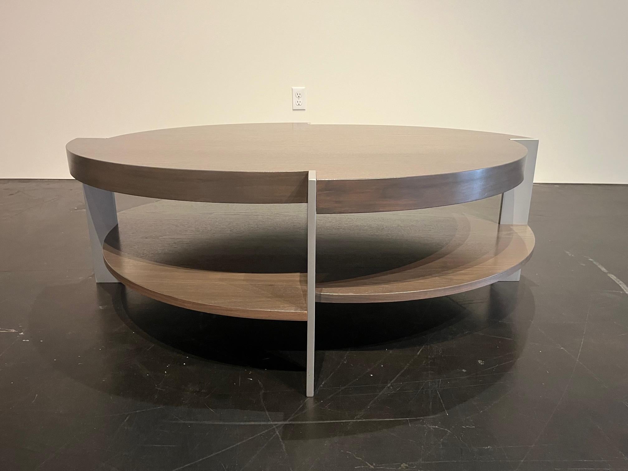 Mesa baja Antoine Proulx en venta 2