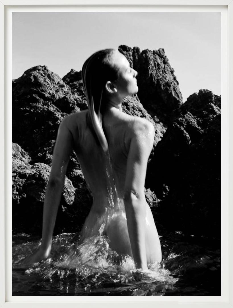 Diane Kruger II - portrait nu de la star émergeant de la mer. Noir et blanc.

PREISS FINE ARTS est l'une des principales galeries de photographie d'art au monde, représentant les artistes contemporains les plus célèbres.

Antoine Verglas est l'un